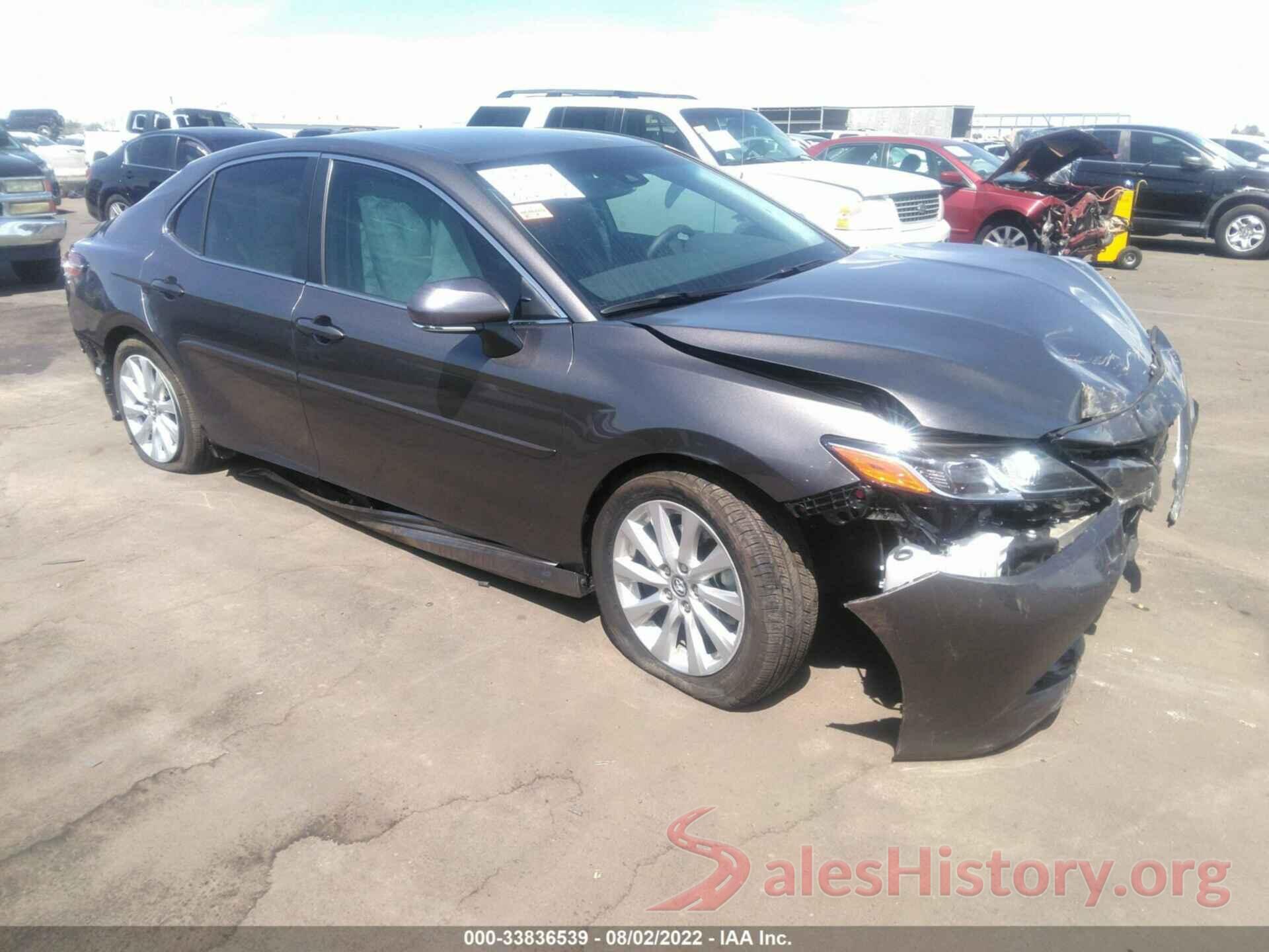 4T1B11HK0JU603702 2018 TOYOTA CAMRY