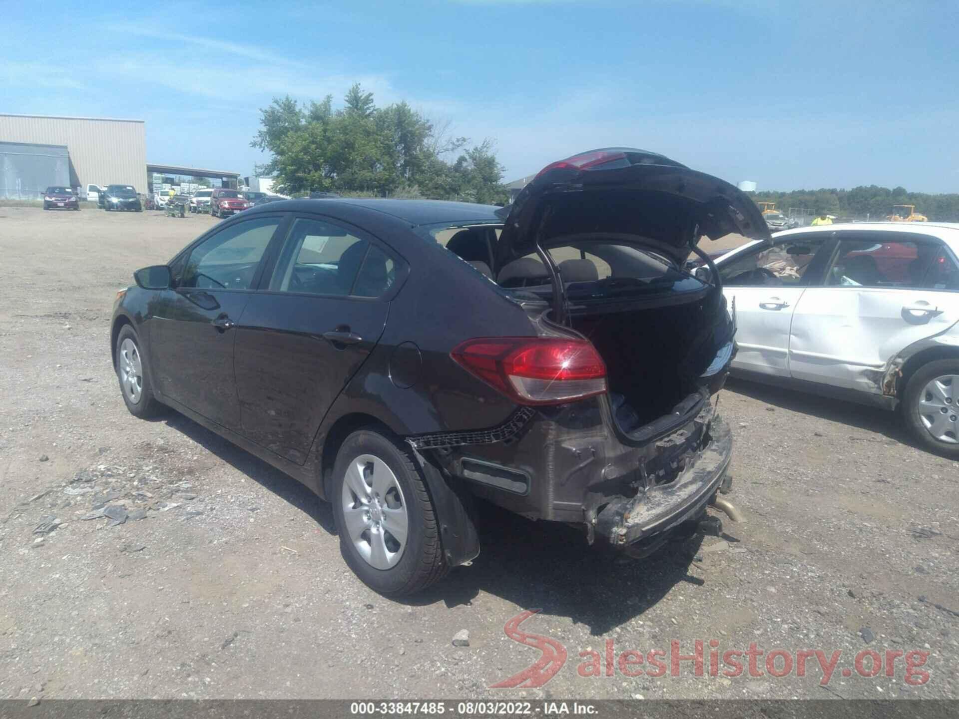 3KPFK4A76JE217424 2018 KIA FORTE