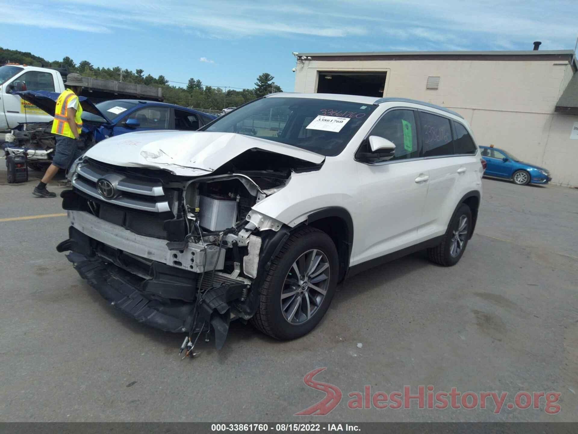 5TDJZRFH5KS574069 2019 TOYOTA HIGHLANDER