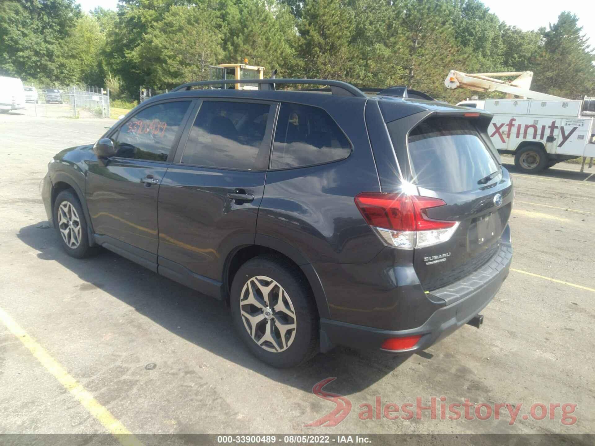 JF2SKAGC5KH433974 2019 SUBARU FORESTER