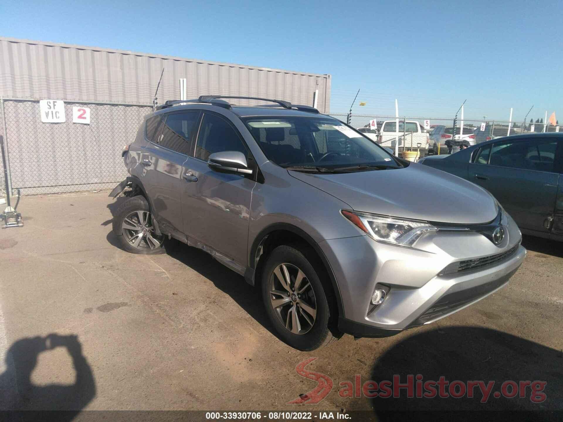 JTMWFREV6JJ182705 2018 TOYOTA RAV4