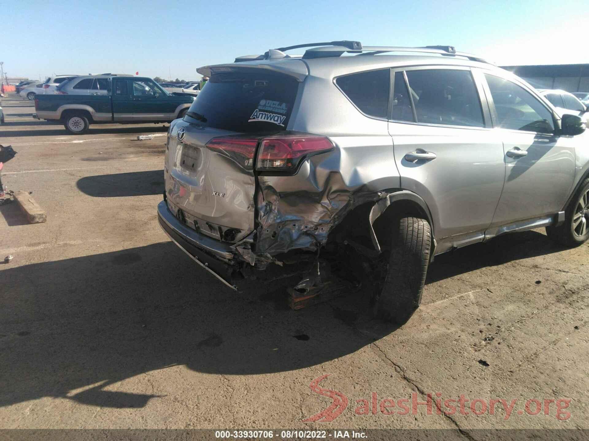 JTMWFREV6JJ182705 2018 TOYOTA RAV4