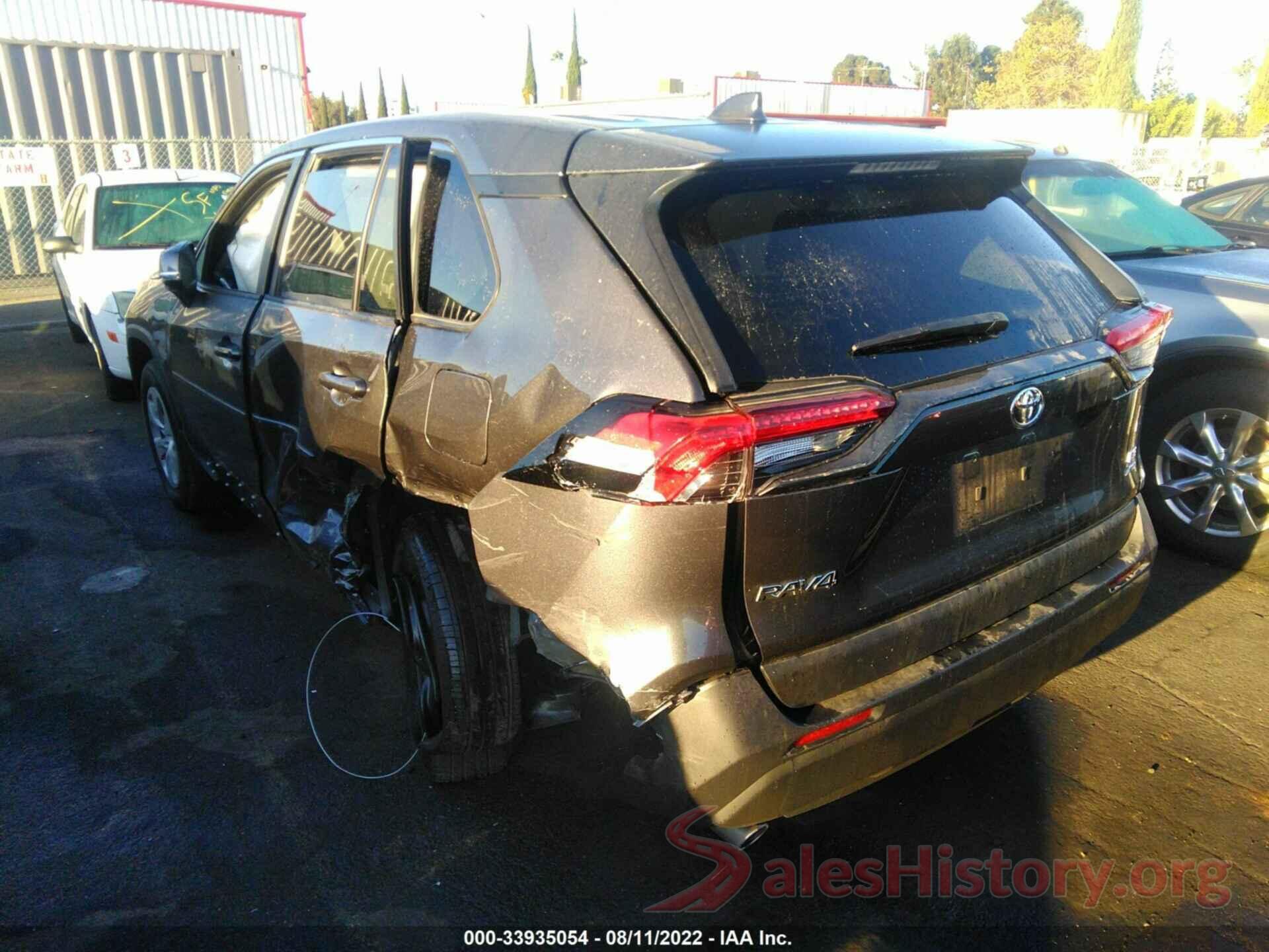 2T3G1RFV1NC260396 2022 TOYOTA RAV4