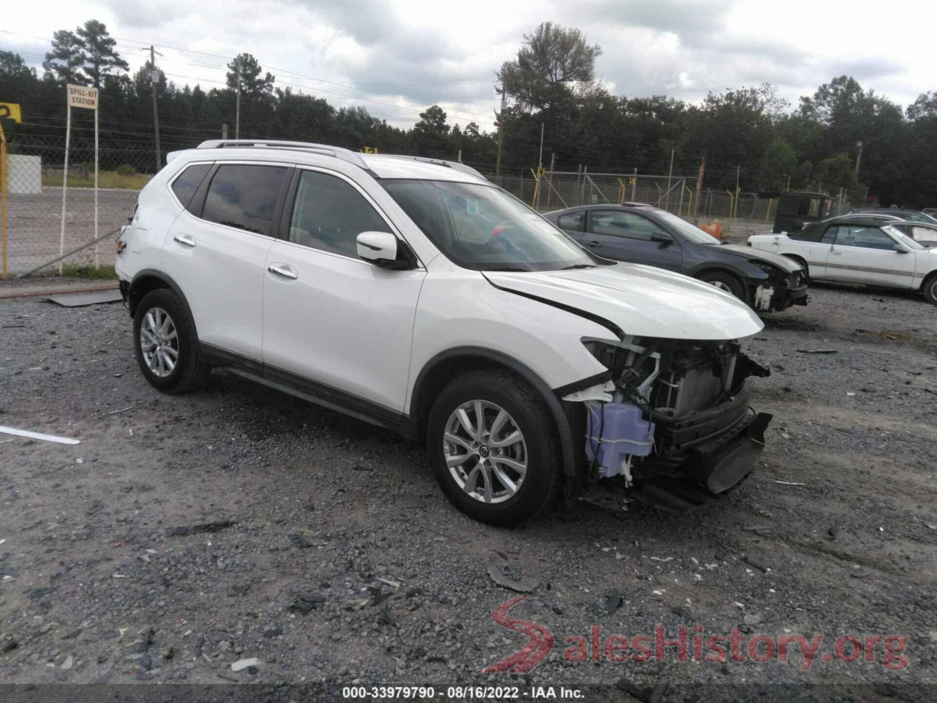 KNMAT2MT7JP588404 2018 NISSAN ROGUE