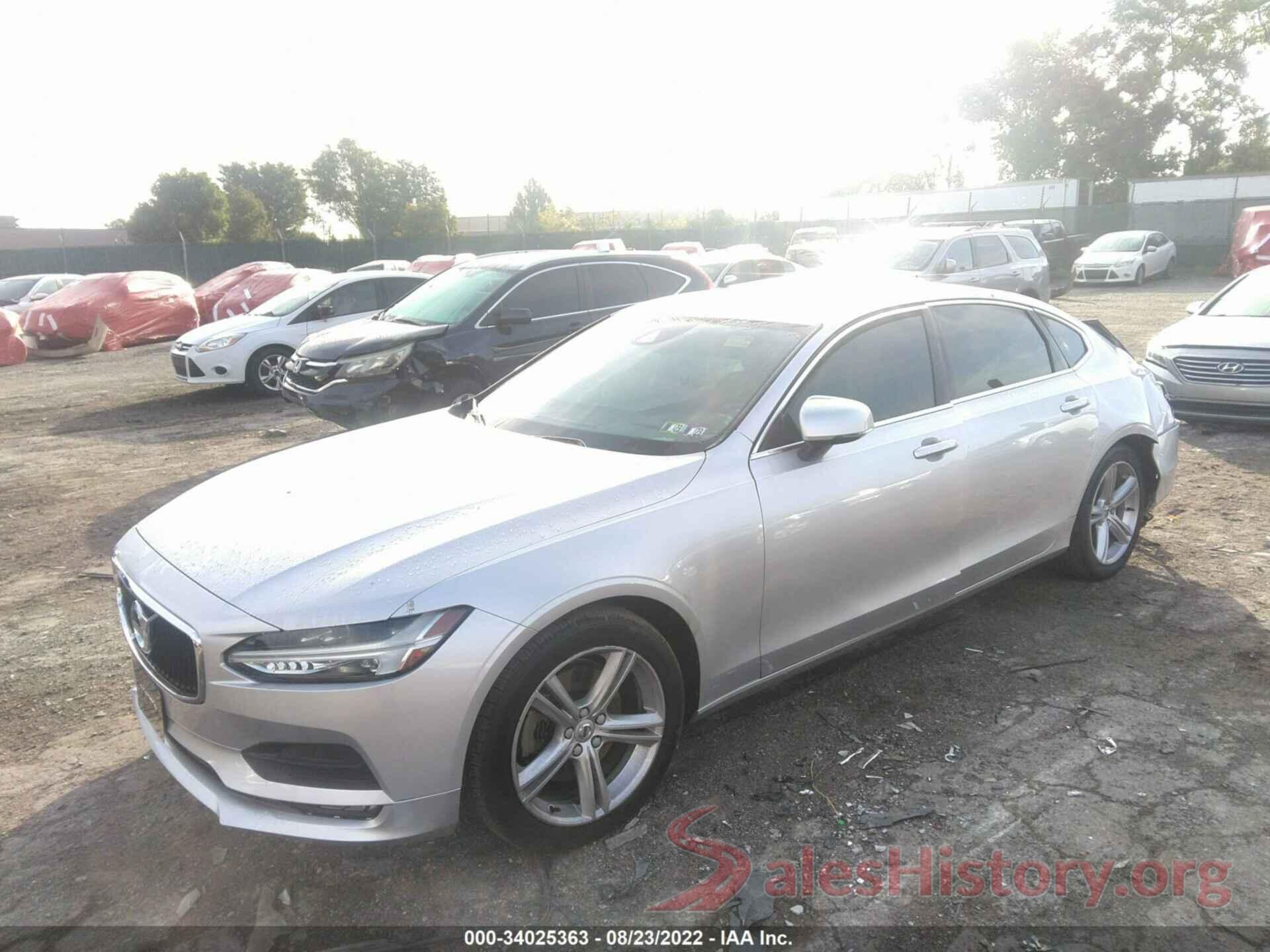 LVY102MK1JP056252 2018 VOLVO S90