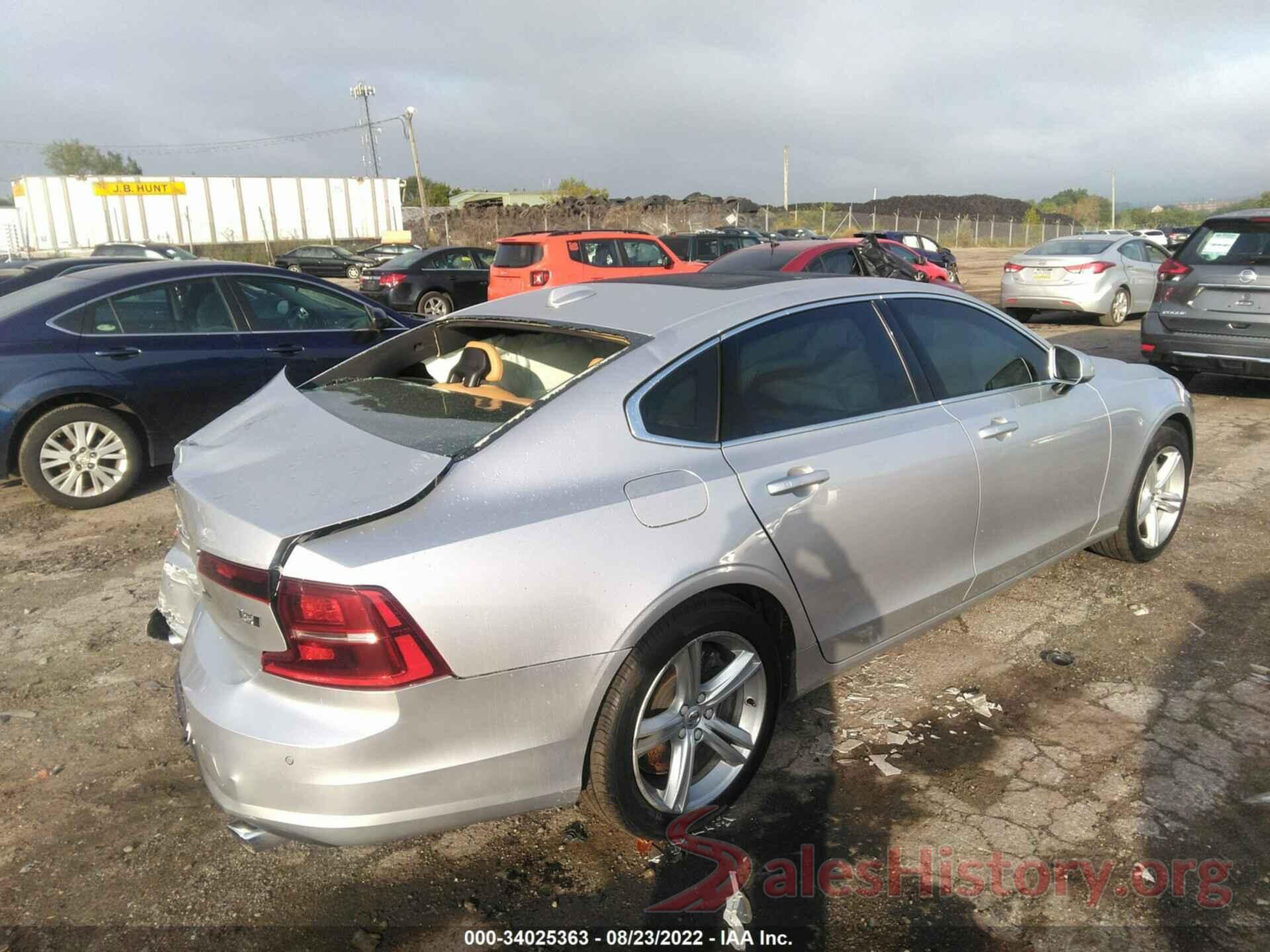 LVY102MK1JP056252 2018 VOLVO S90