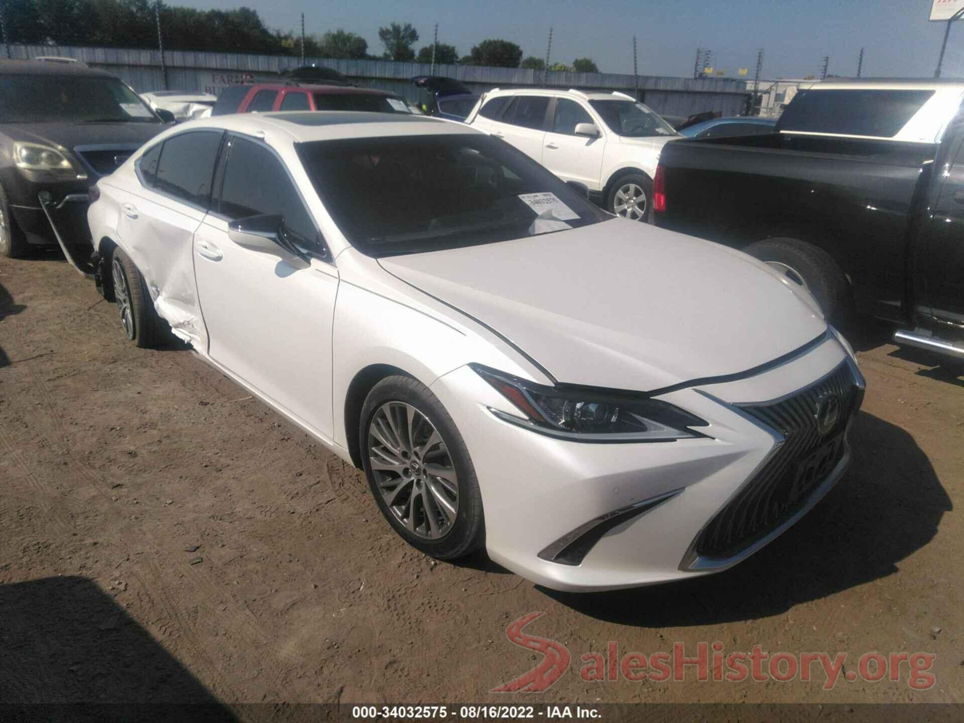 58AD11D10MU001854 2021 LEXUS ES