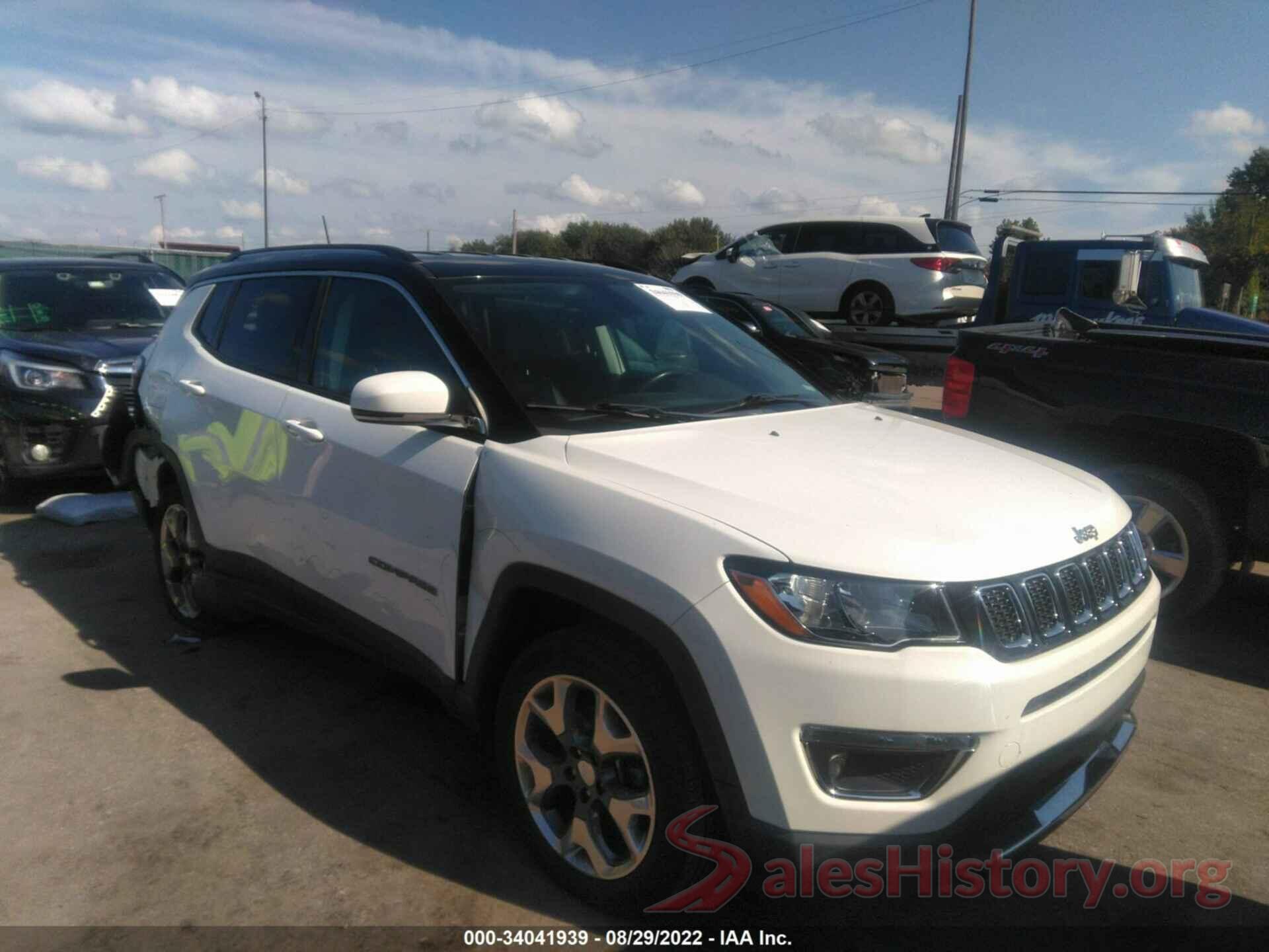 3C4NJDCB8JT258990 2018 JEEP COMPASS