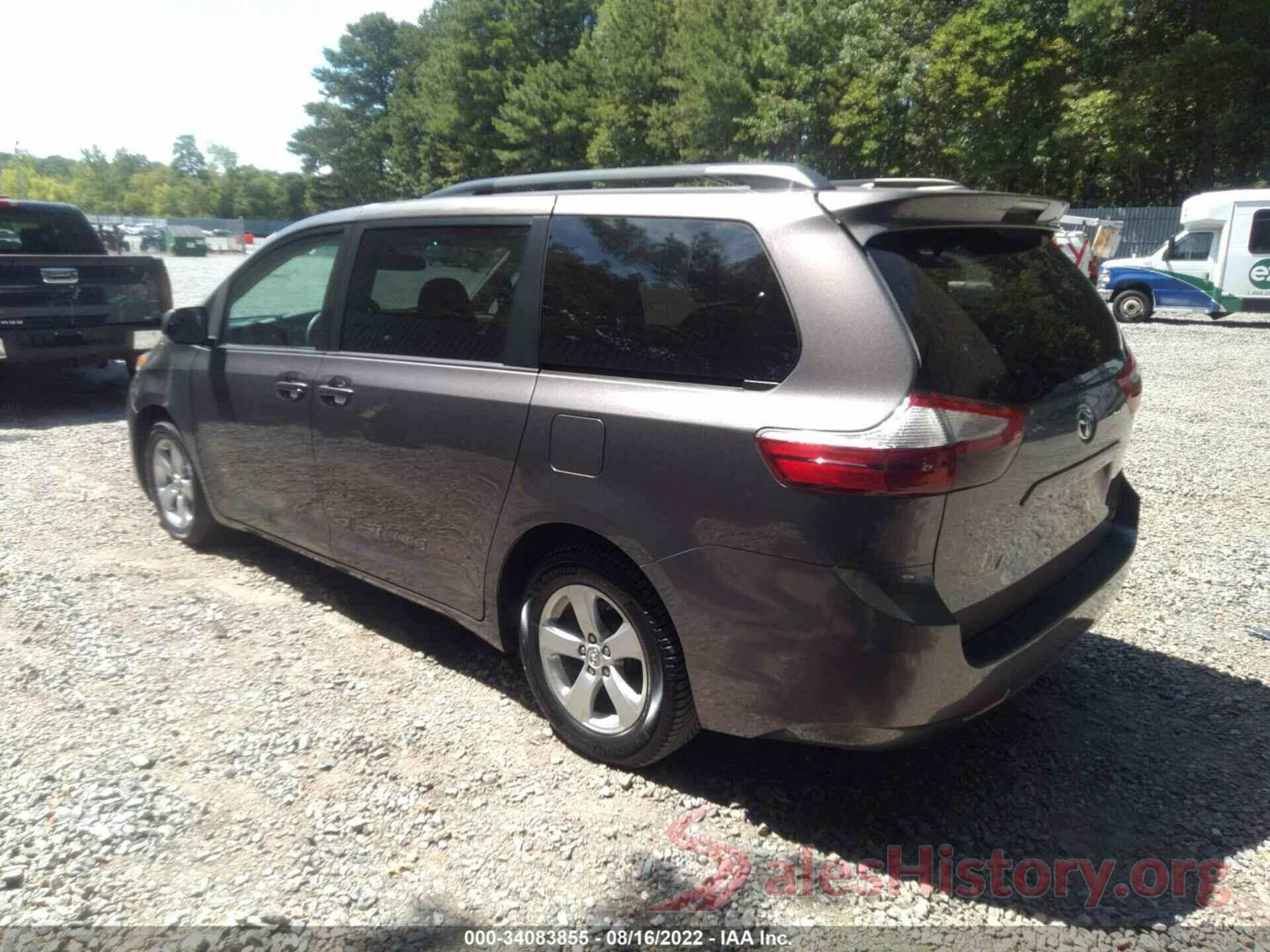 5TDKZ3DC9HS859827 2017 TOYOTA SIENNA