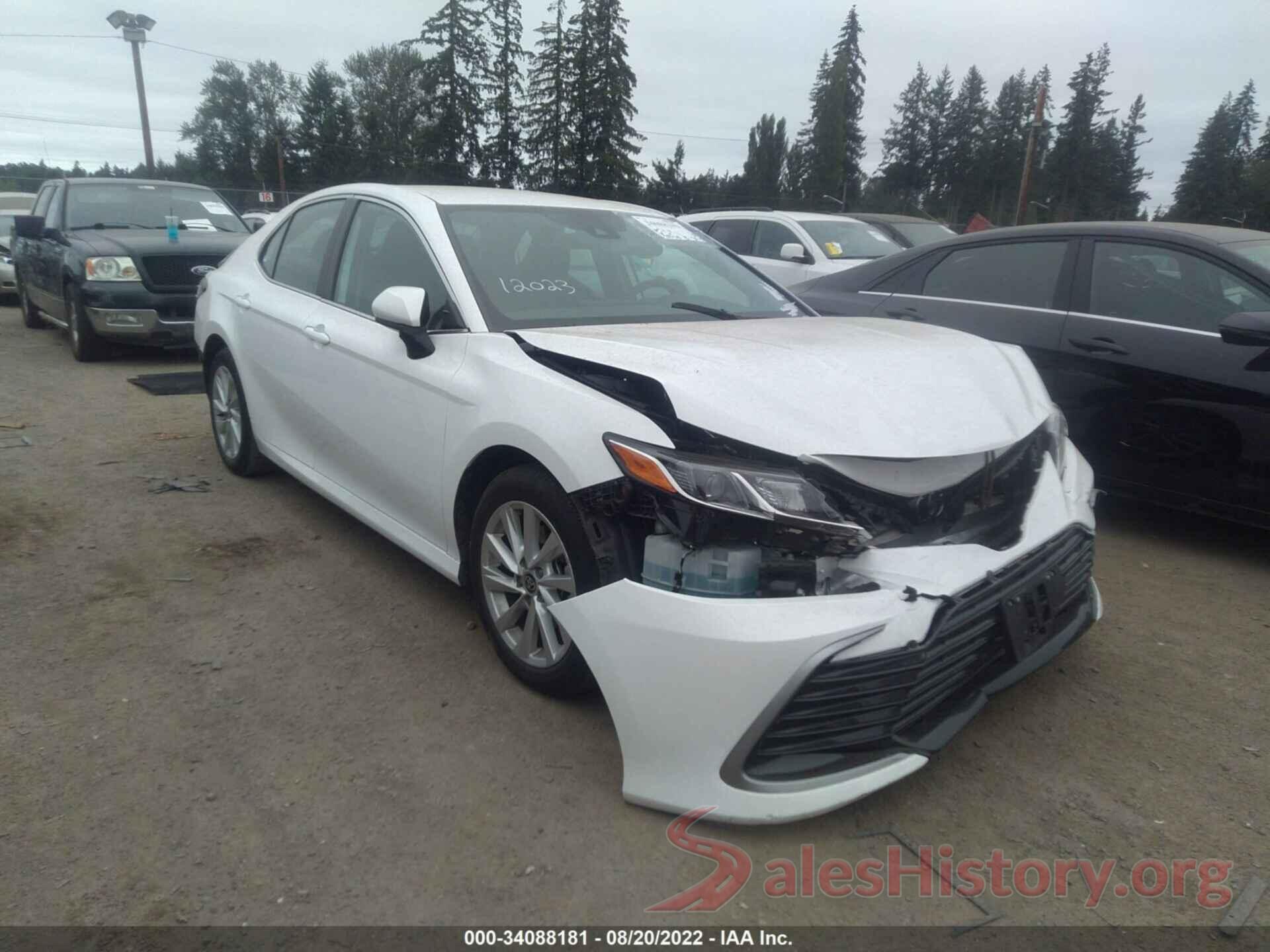 4T1C11AK9MU592329 2021 TOYOTA CAMRY