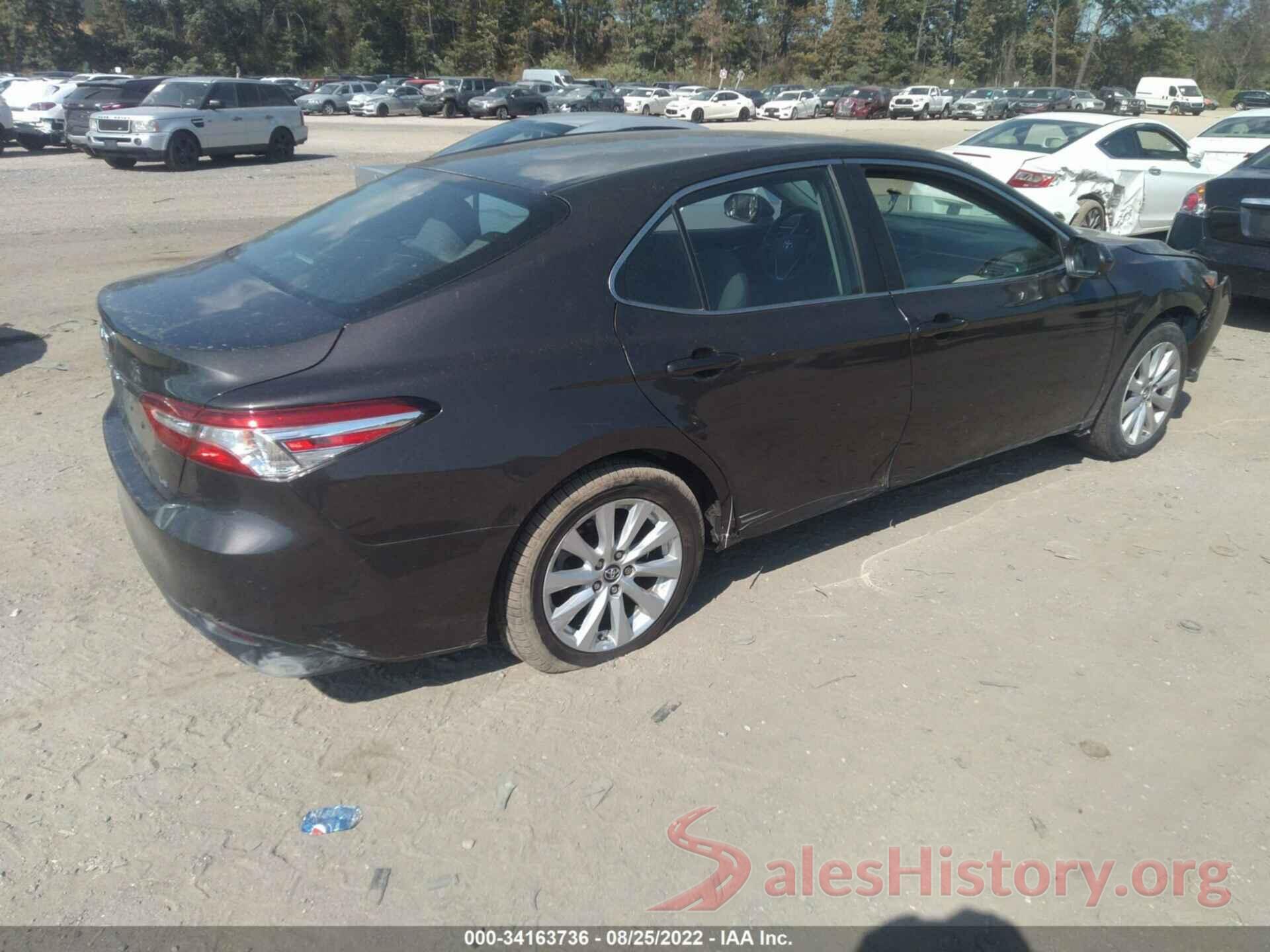 4T1B11HKXJU069267 2018 TOYOTA CAMRY