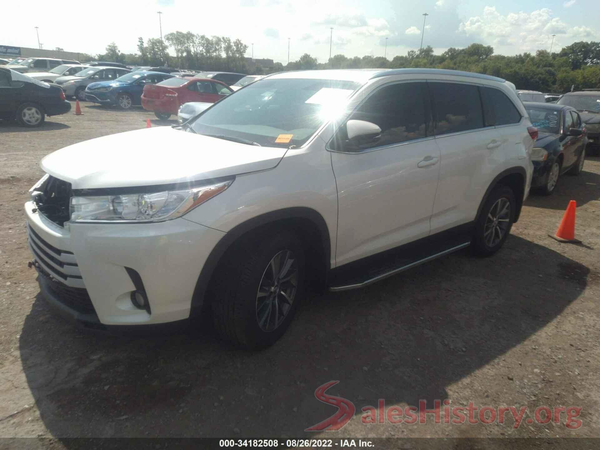 5TDJZRFH4KS722244 2019 TOYOTA HIGHLANDER