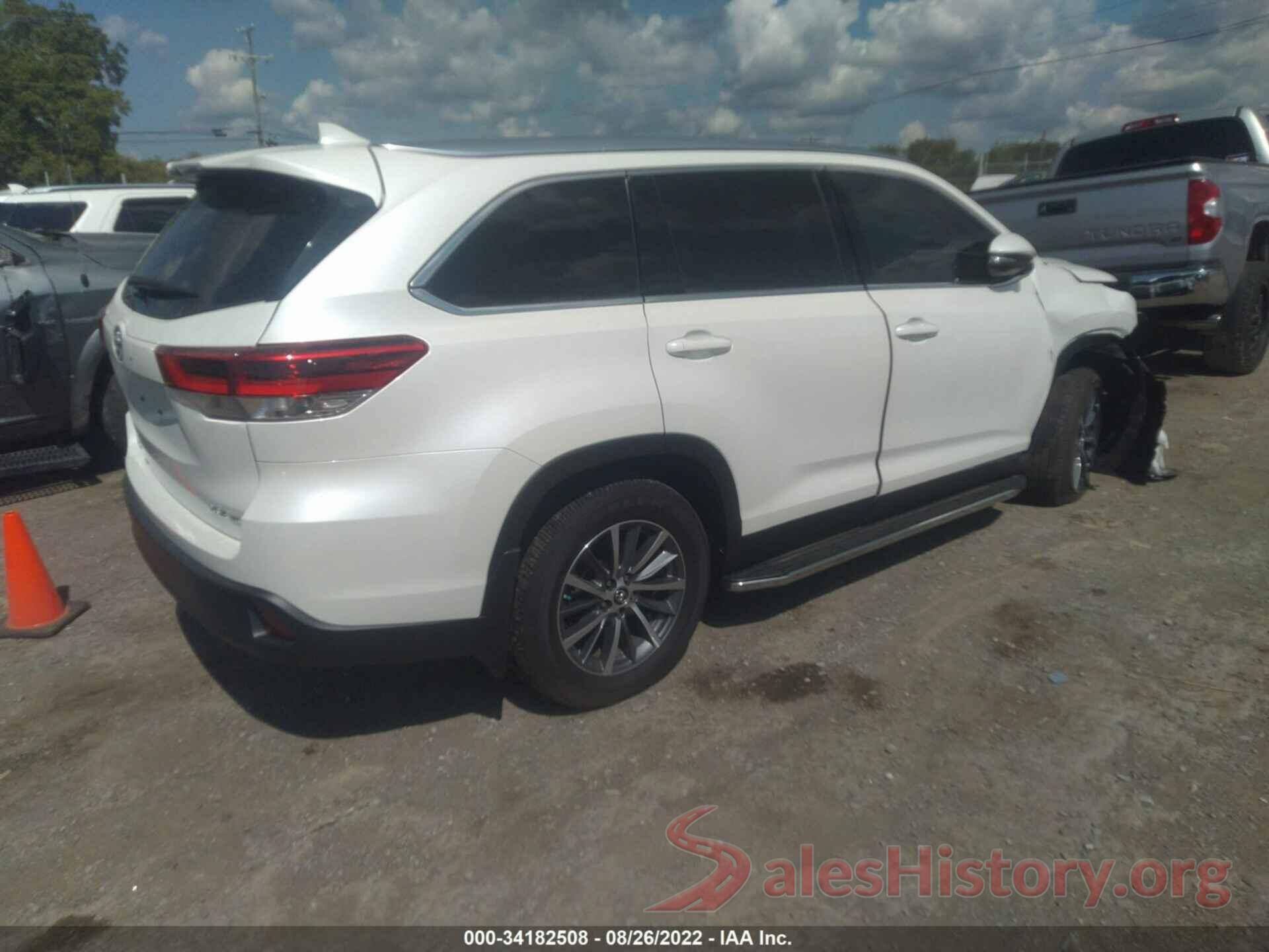 5TDJZRFH4KS722244 2019 TOYOTA HIGHLANDER