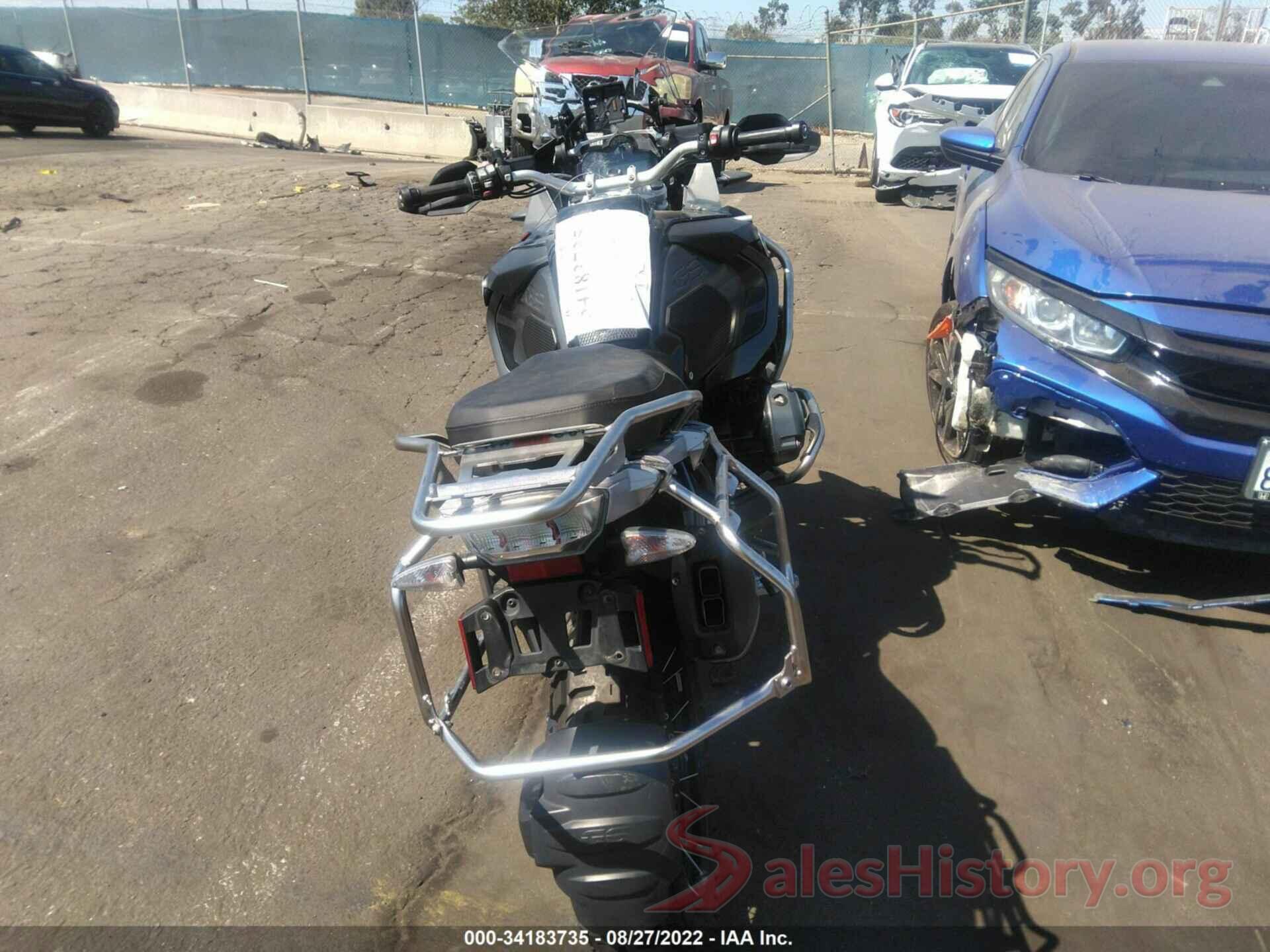 WB10A1209HZ898036 2017 BMW R1200