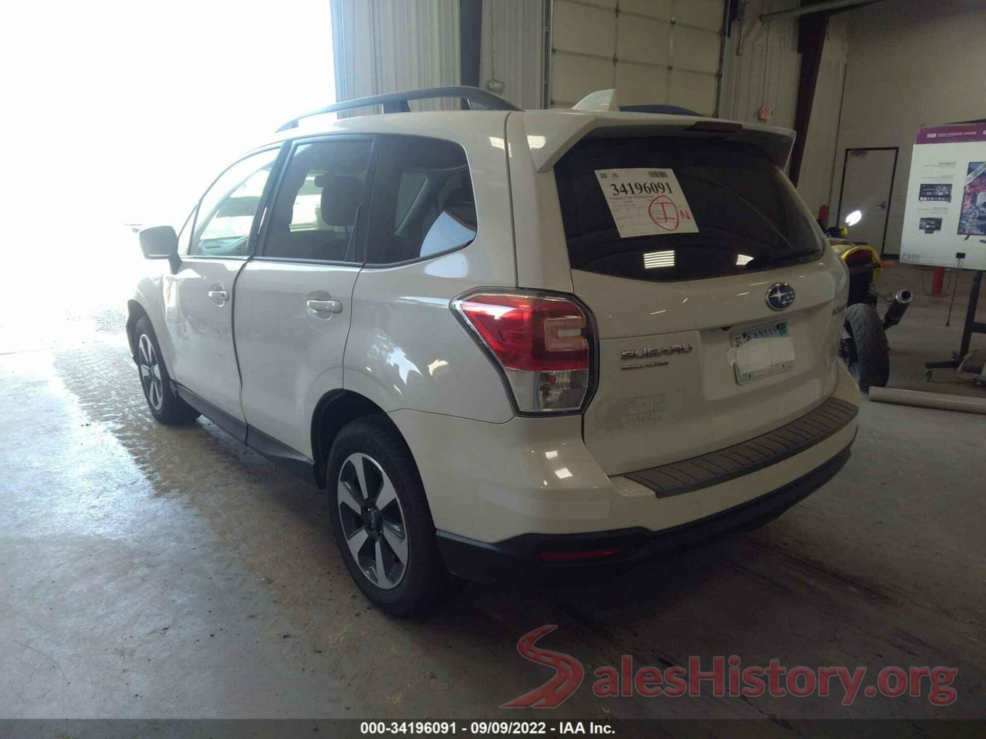 JF2SJAECXHH558600 2017 SUBARU FORESTER