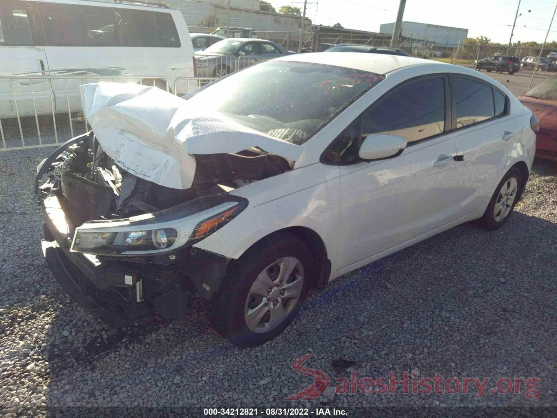 3KPFK4A7XHE029189 2017 KIA FORTE