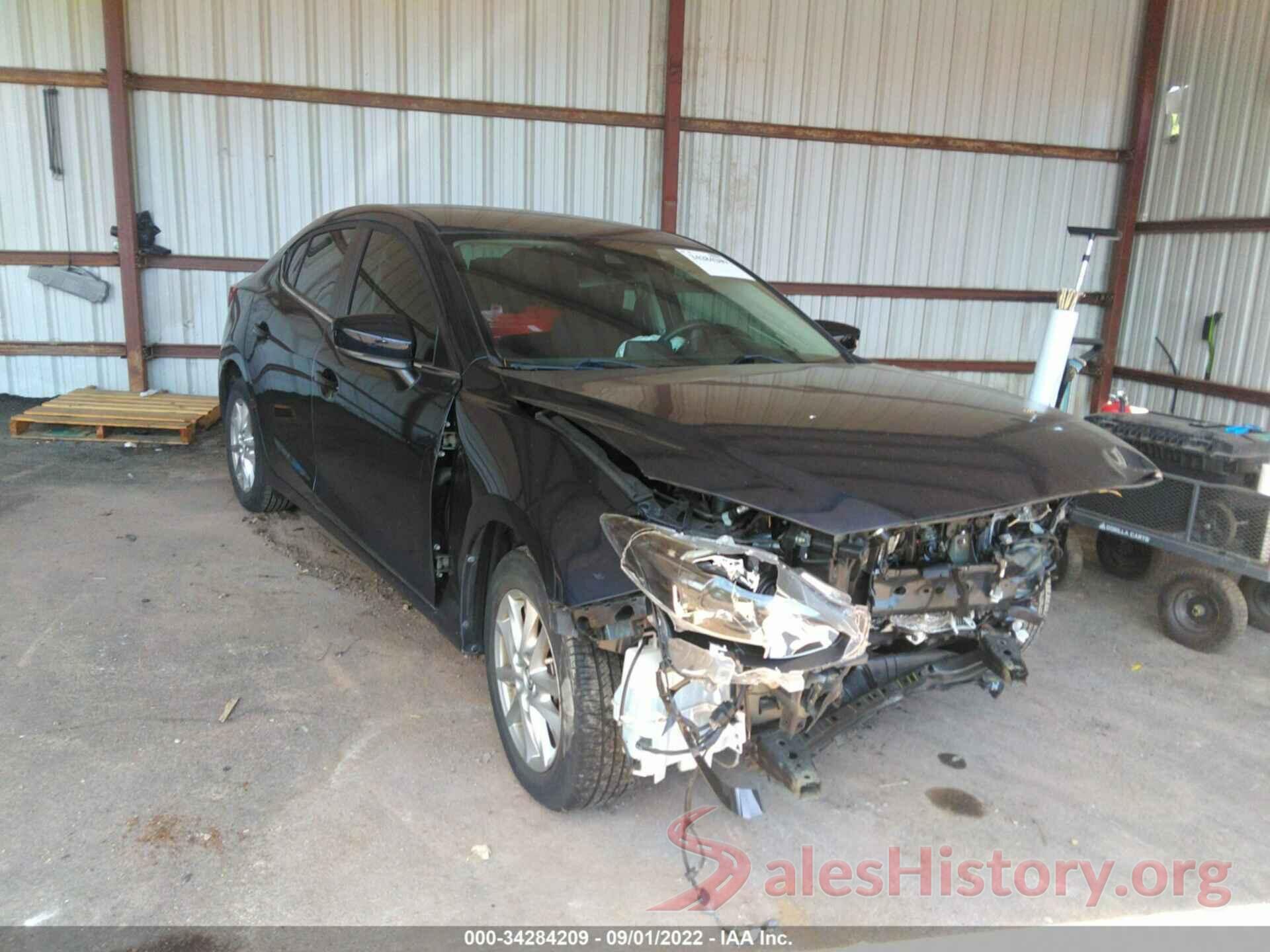 3MZBN1U7XJM215887 2018 MAZDA MAZDA3 4-DOOR