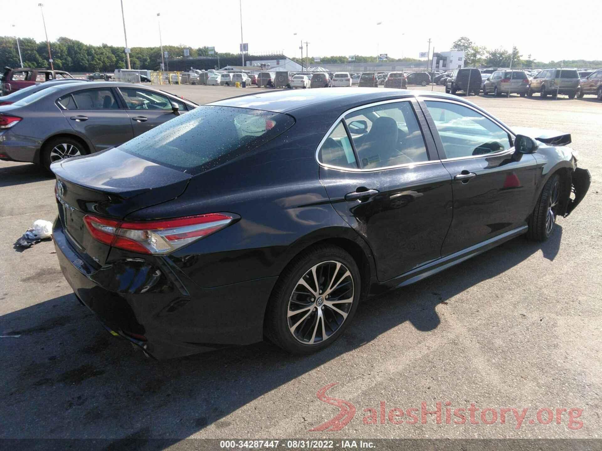 4T1B11HK2JU503651 2018 TOYOTA CAMRY