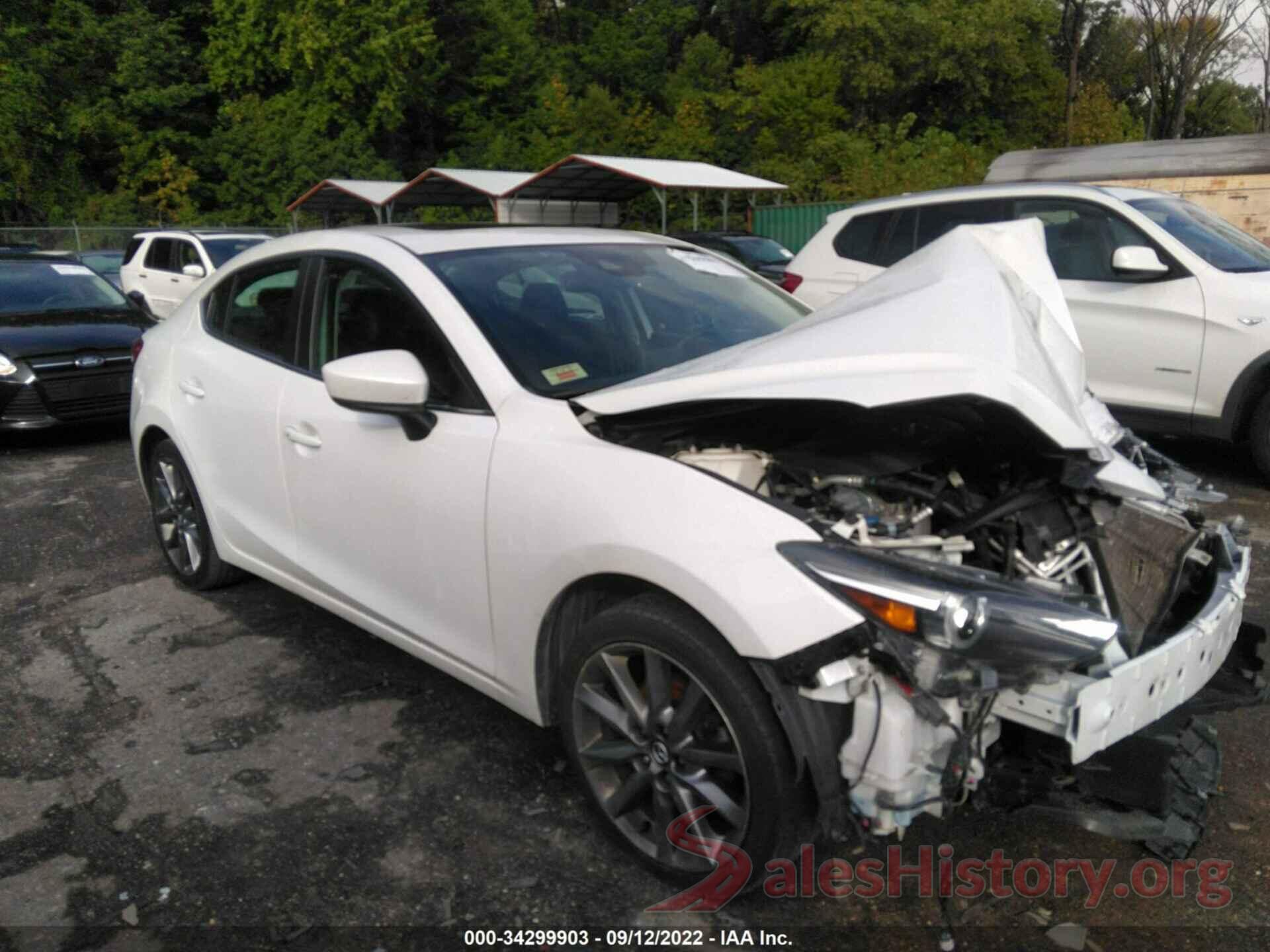 3MZBN1W36JM158999 2018 MAZDA MAZDA3 4-DOOR