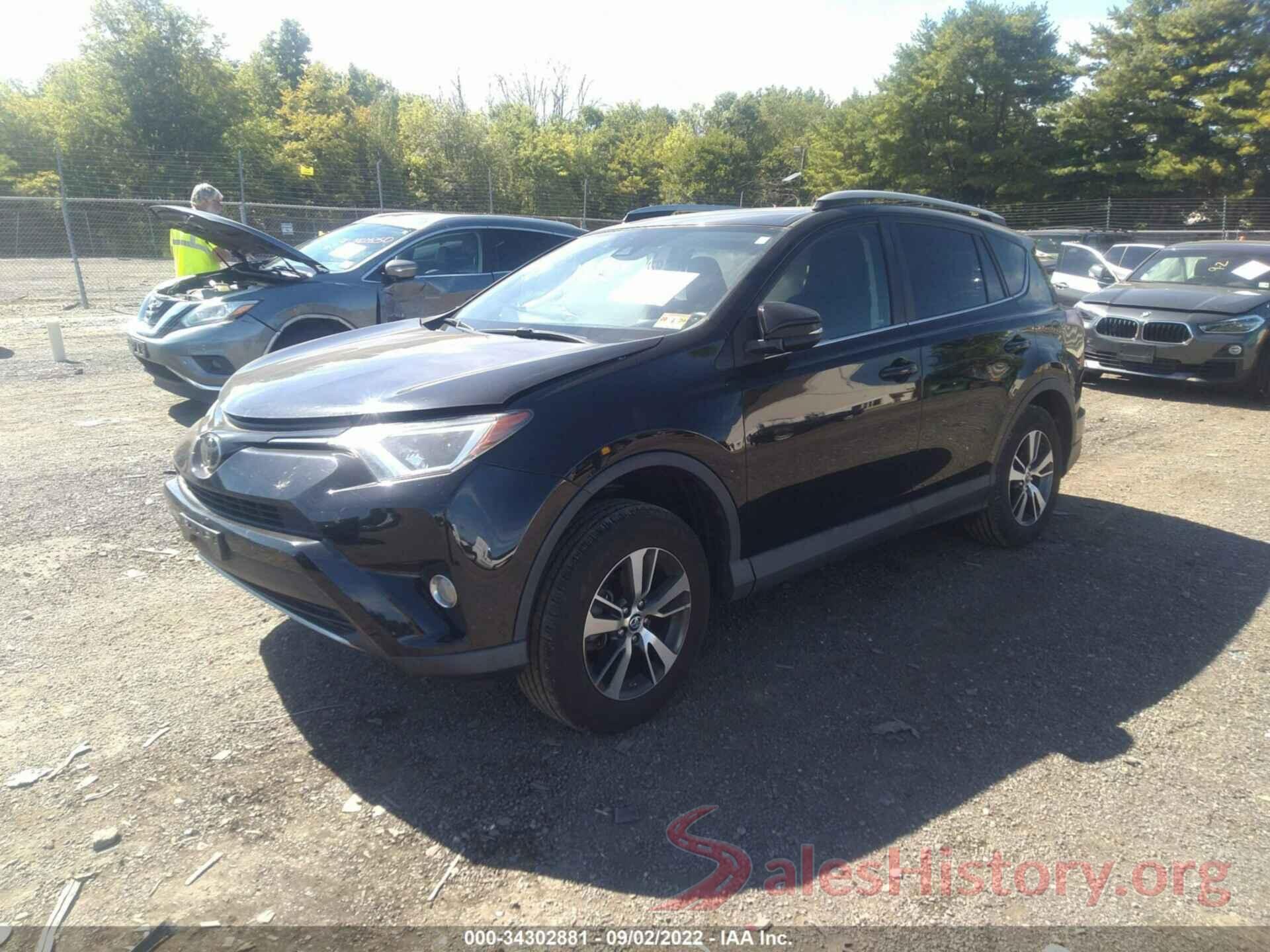 2T3RFREV5HW550560 2017 TOYOTA RAV4