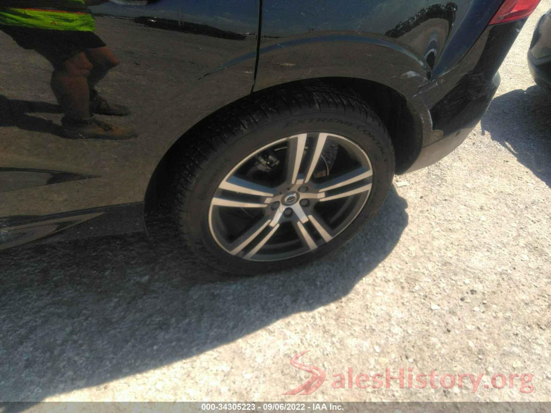 LYV102RK2JB113568 2018 VOLVO XC60