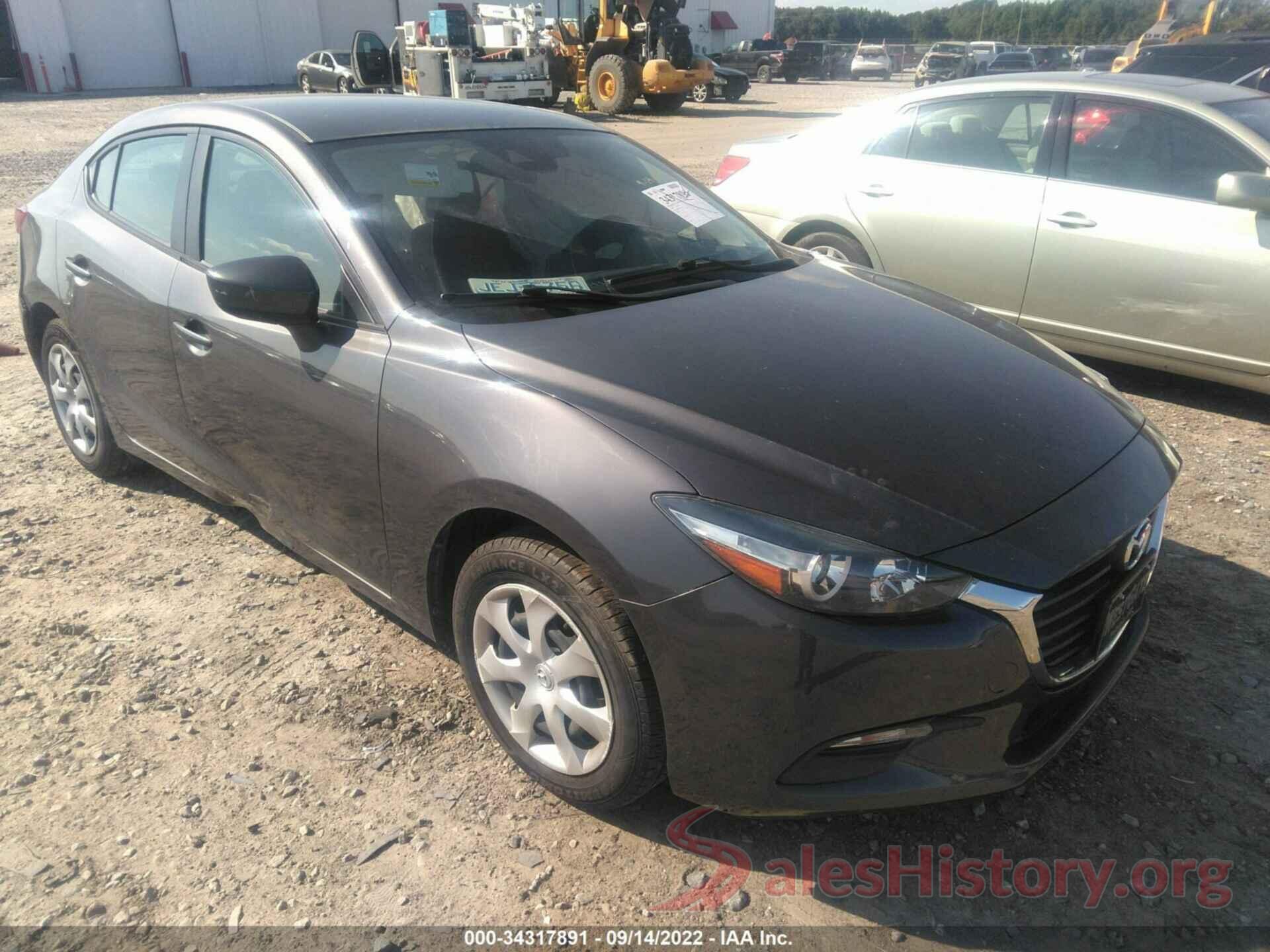 3MZBN1U76JM217426 2018 MAZDA MAZDA3 4-DOOR