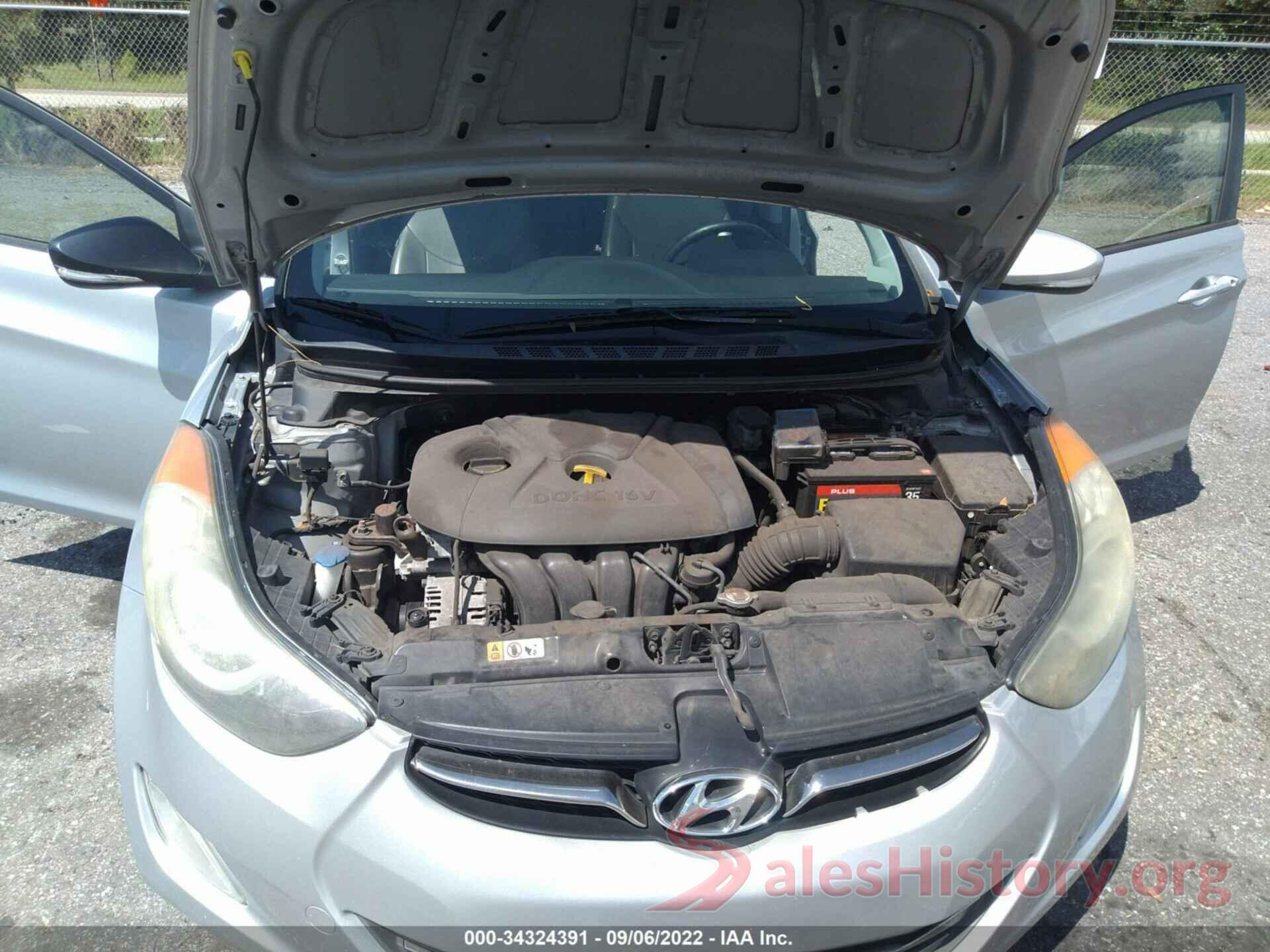 5NPDH4AEXDH300410 2013 HYUNDAI ELANTRA