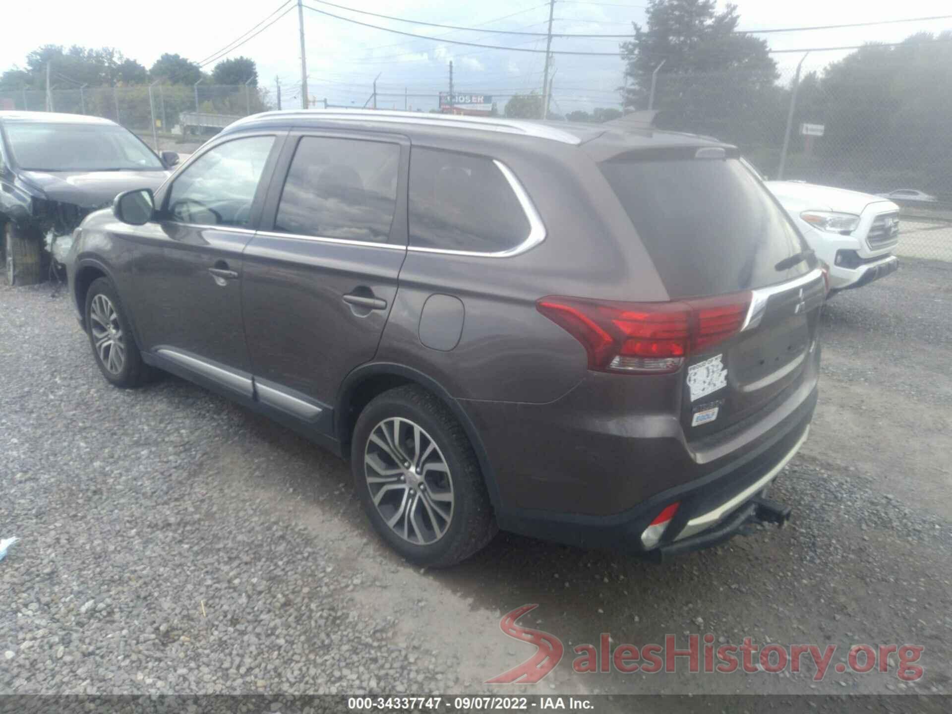 JA4AZ3A3XJZ071587 2018 MITSUBISHI OUTLANDER