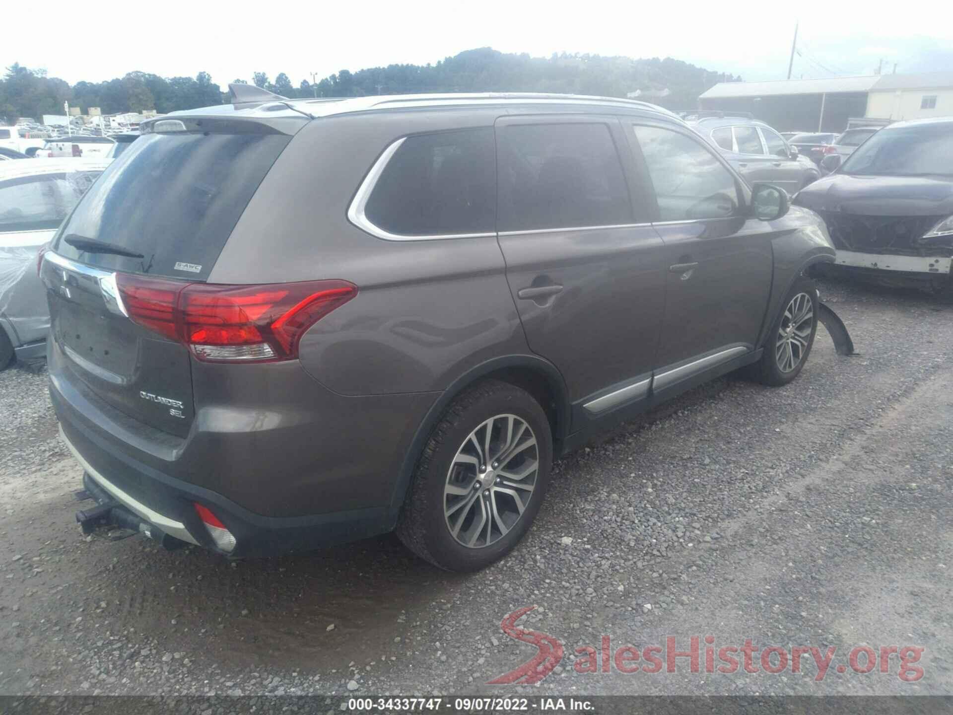 JA4AZ3A3XJZ071587 2018 MITSUBISHI OUTLANDER