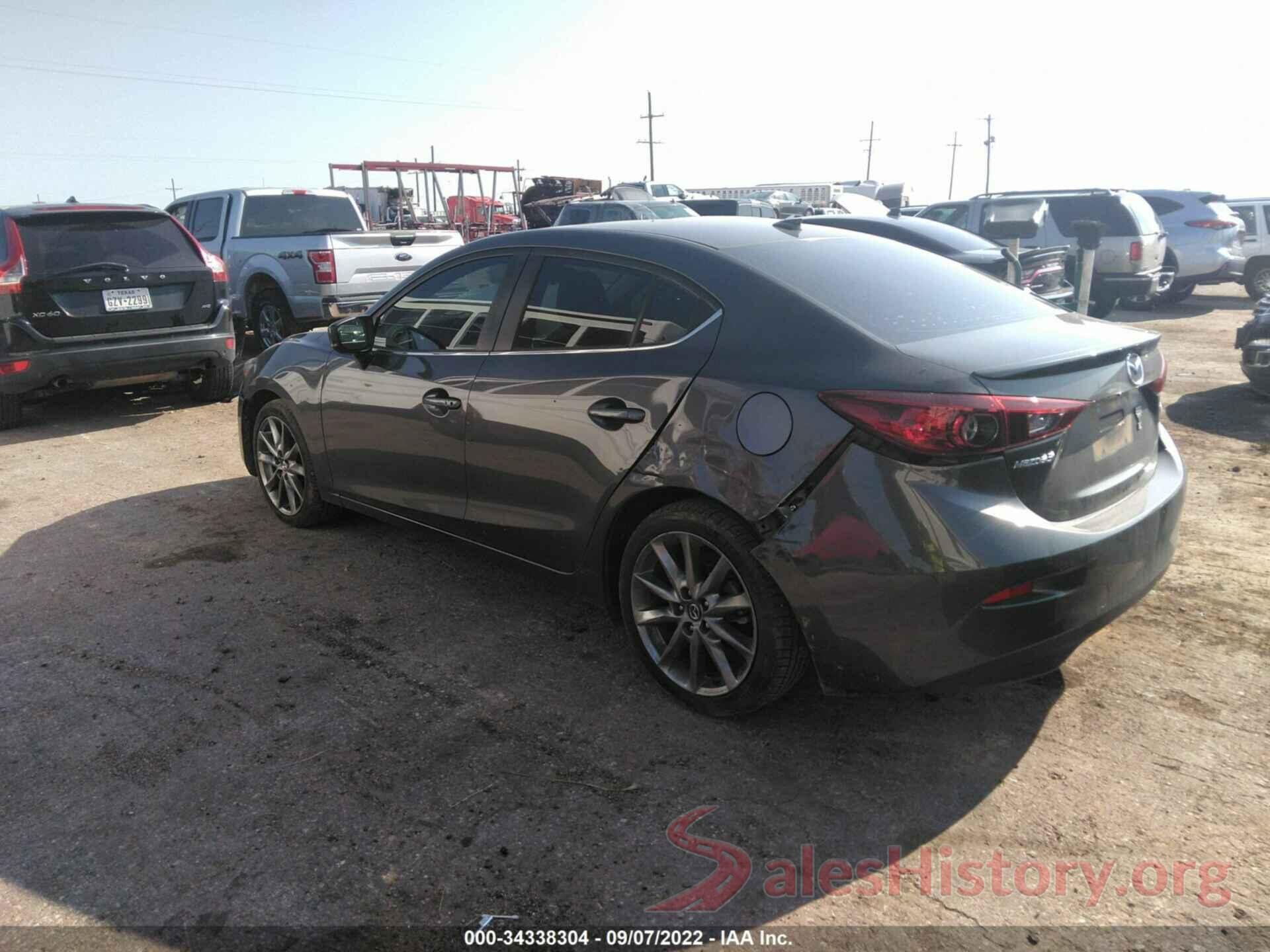 3MZBN1V36JM238417 2018 MAZDA MAZDA3 4-DOOR