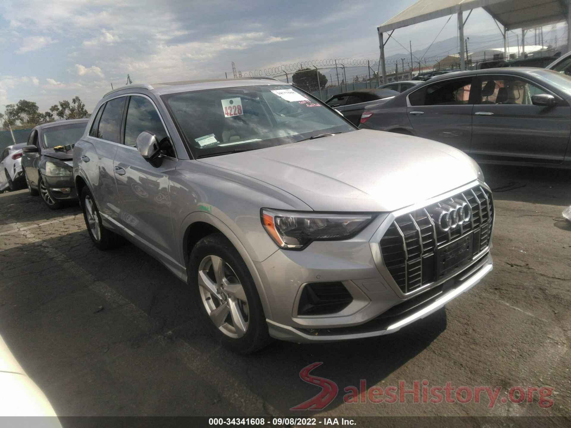 WA1AECF38K1086920 2019 AUDI Q3