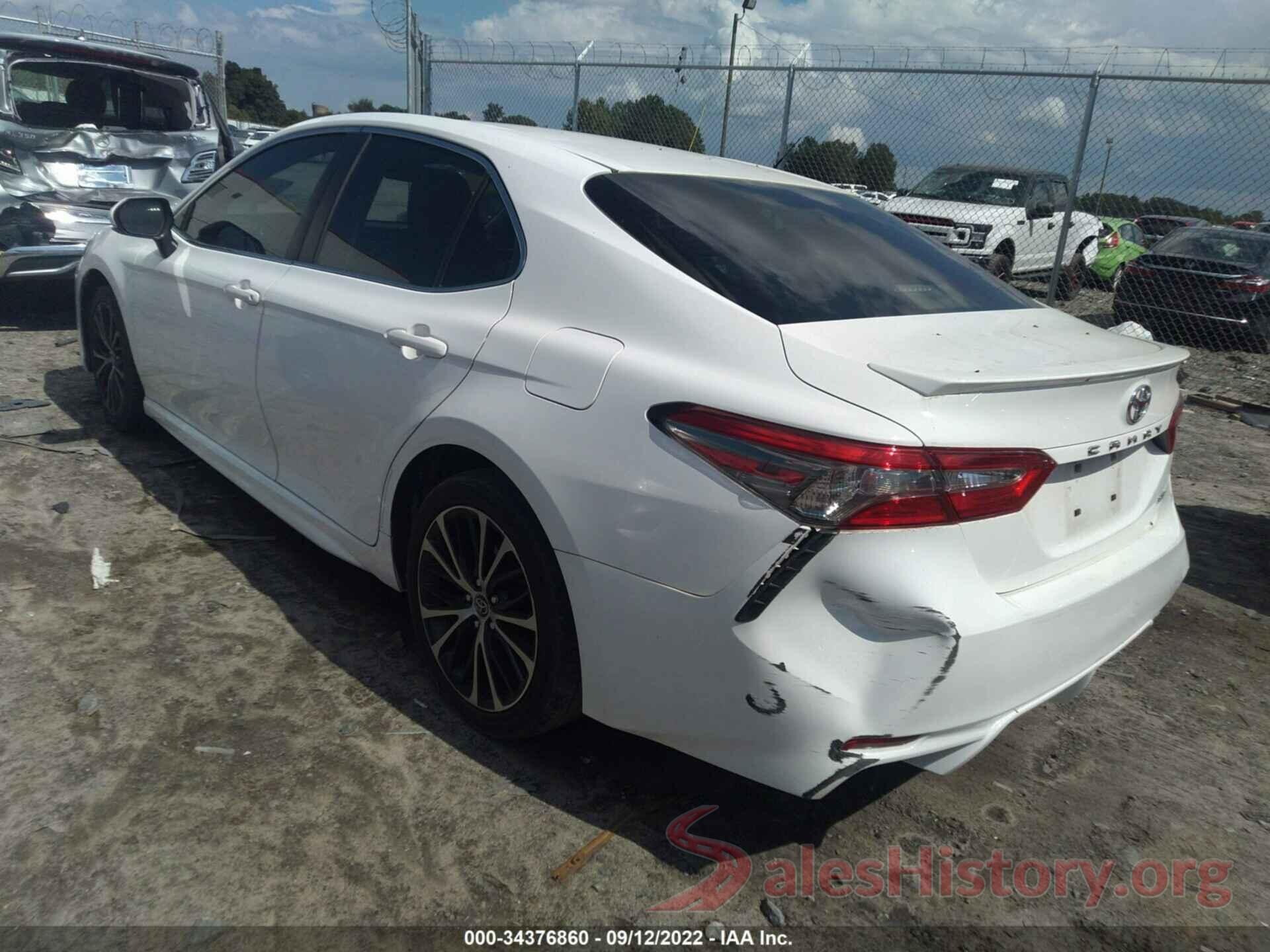 JTNB11HK8J3003239 2018 TOYOTA CAMRY