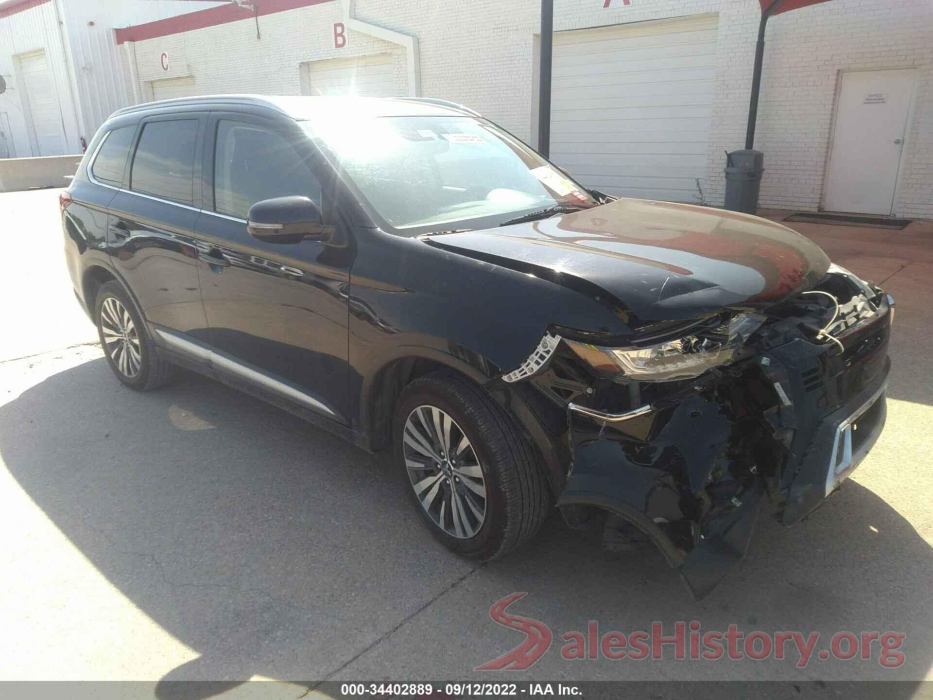 JA4AZ3A39LZ038003 2020 MITSUBISHI OUTLANDER