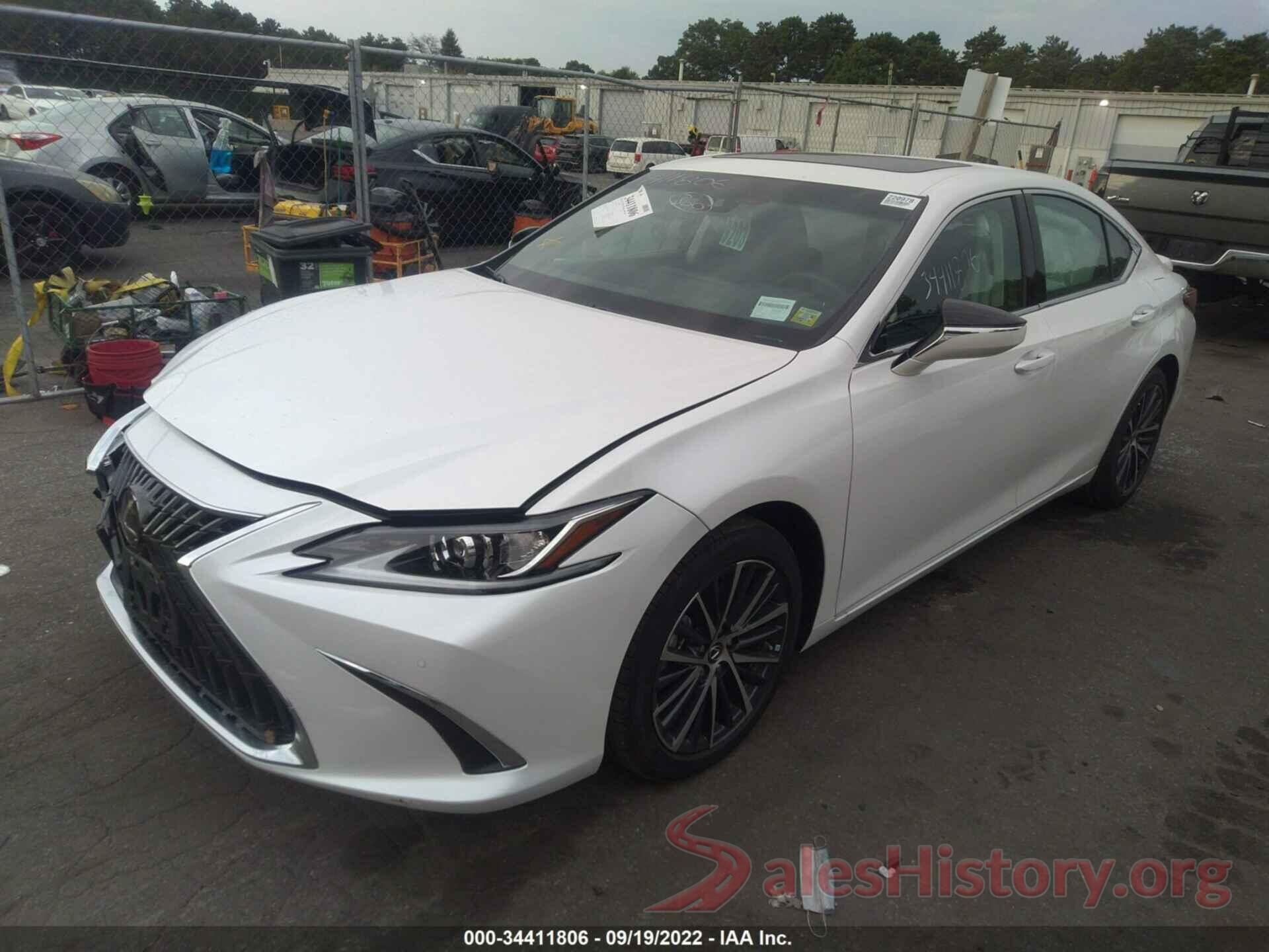 58ADZ1B11NU131431 2022 LEXUS ES