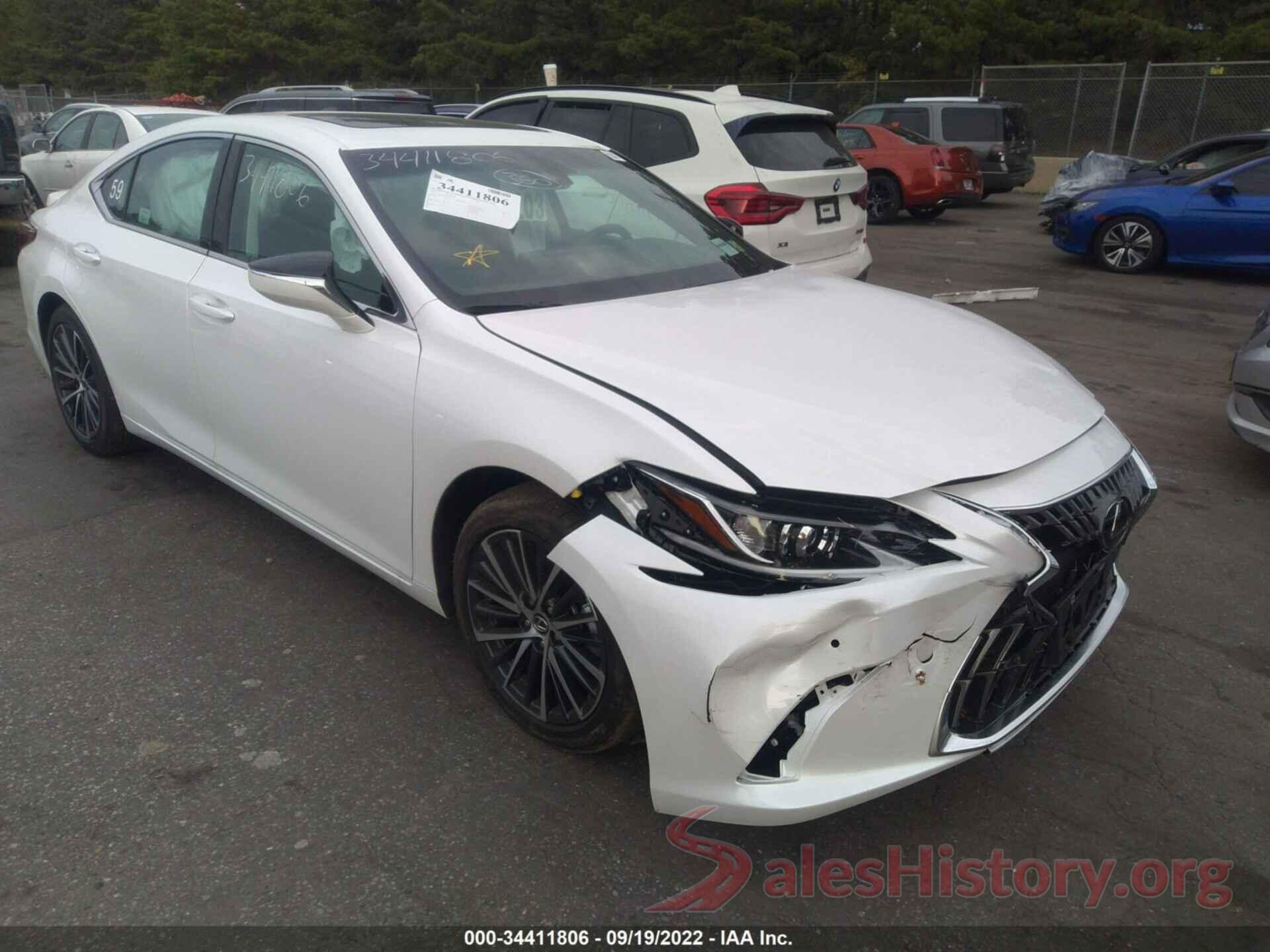 58ADZ1B11NU131431 2022 LEXUS ES