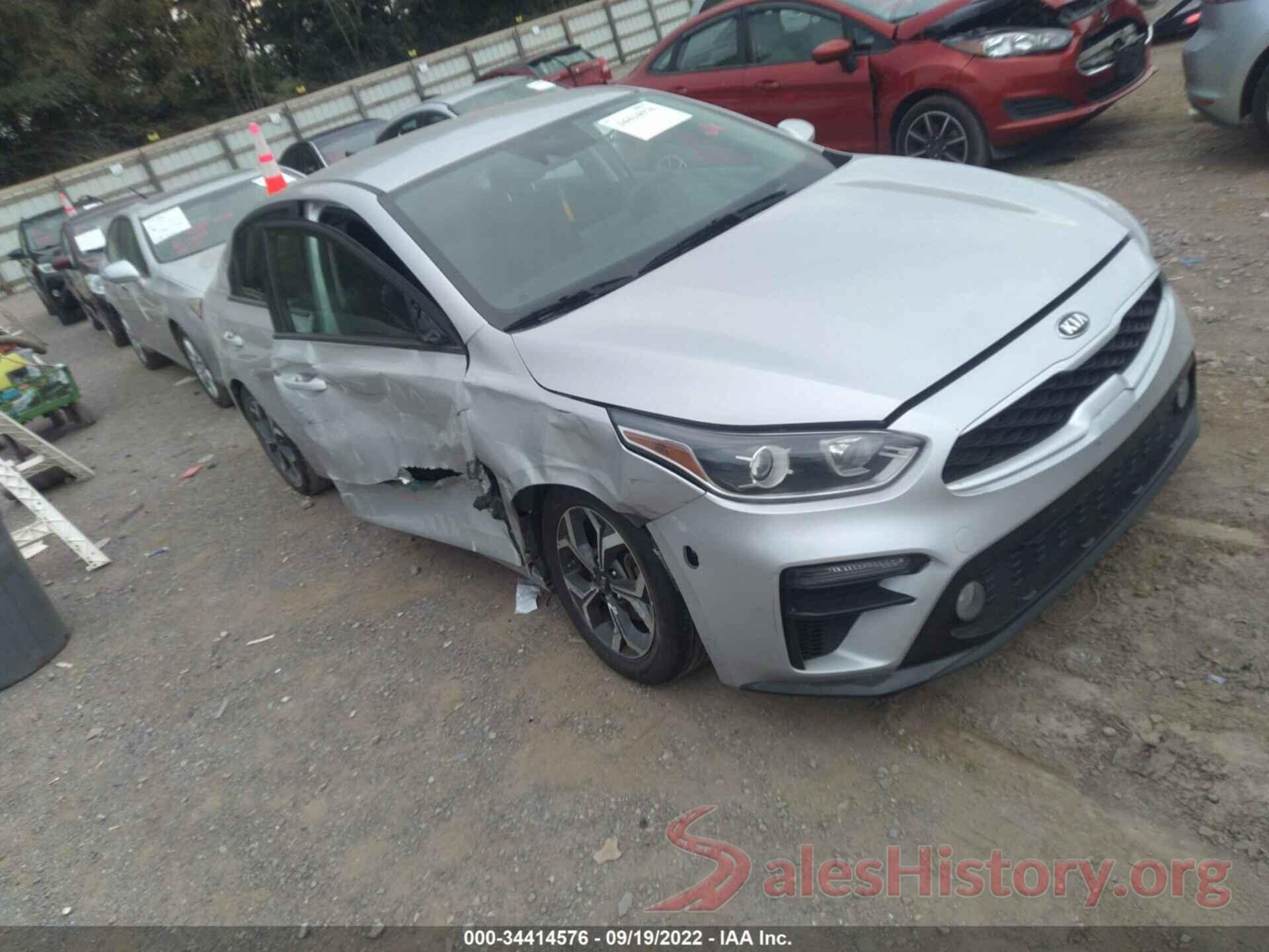 3KPF24AD0KE083775 2019 KIA FORTE