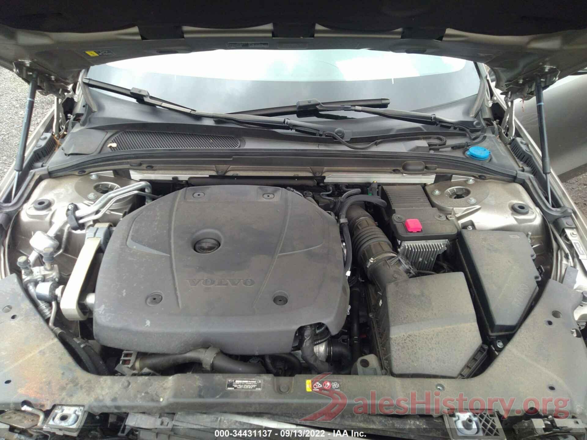 7JRA22TK8LG048625 2020 VOLVO S60