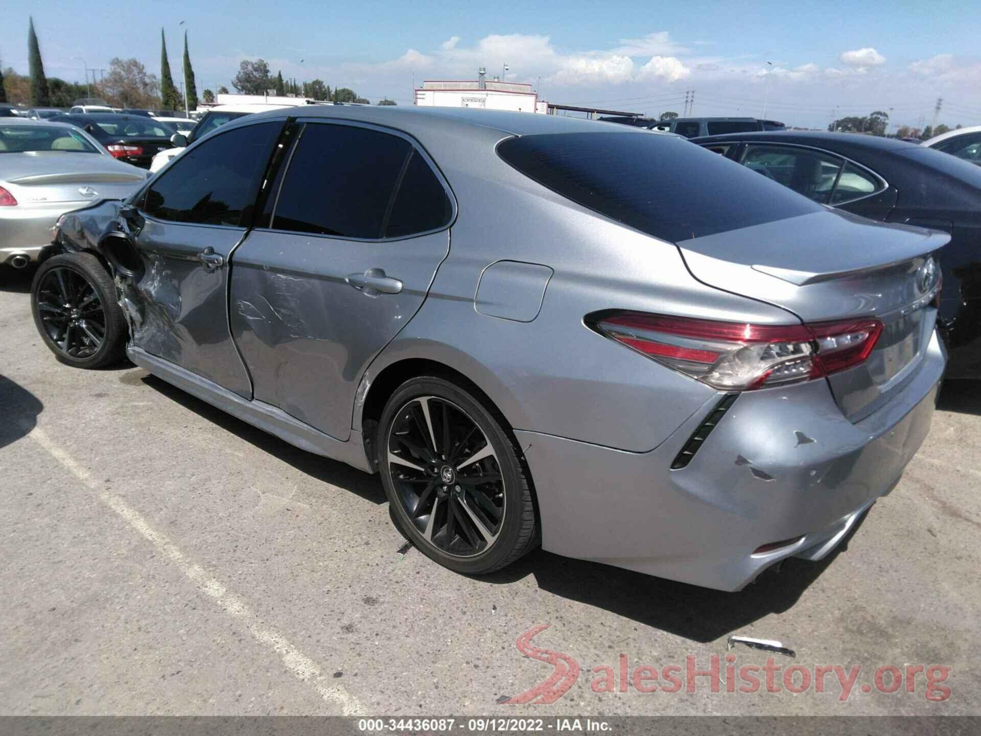 4T1B61HK9JU158653 2018 TOYOTA CAMRY