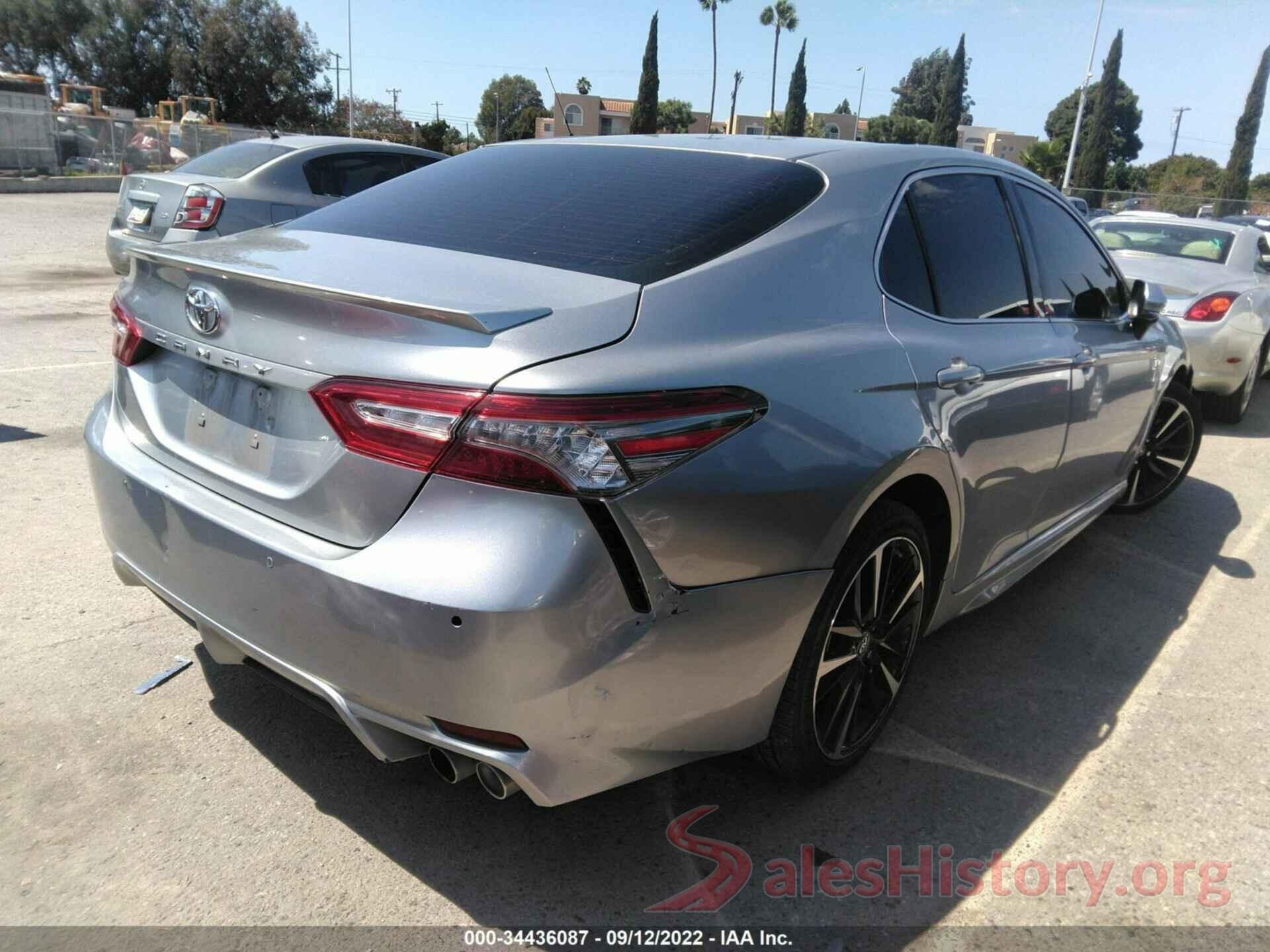 4T1B61HK9JU158653 2018 TOYOTA CAMRY