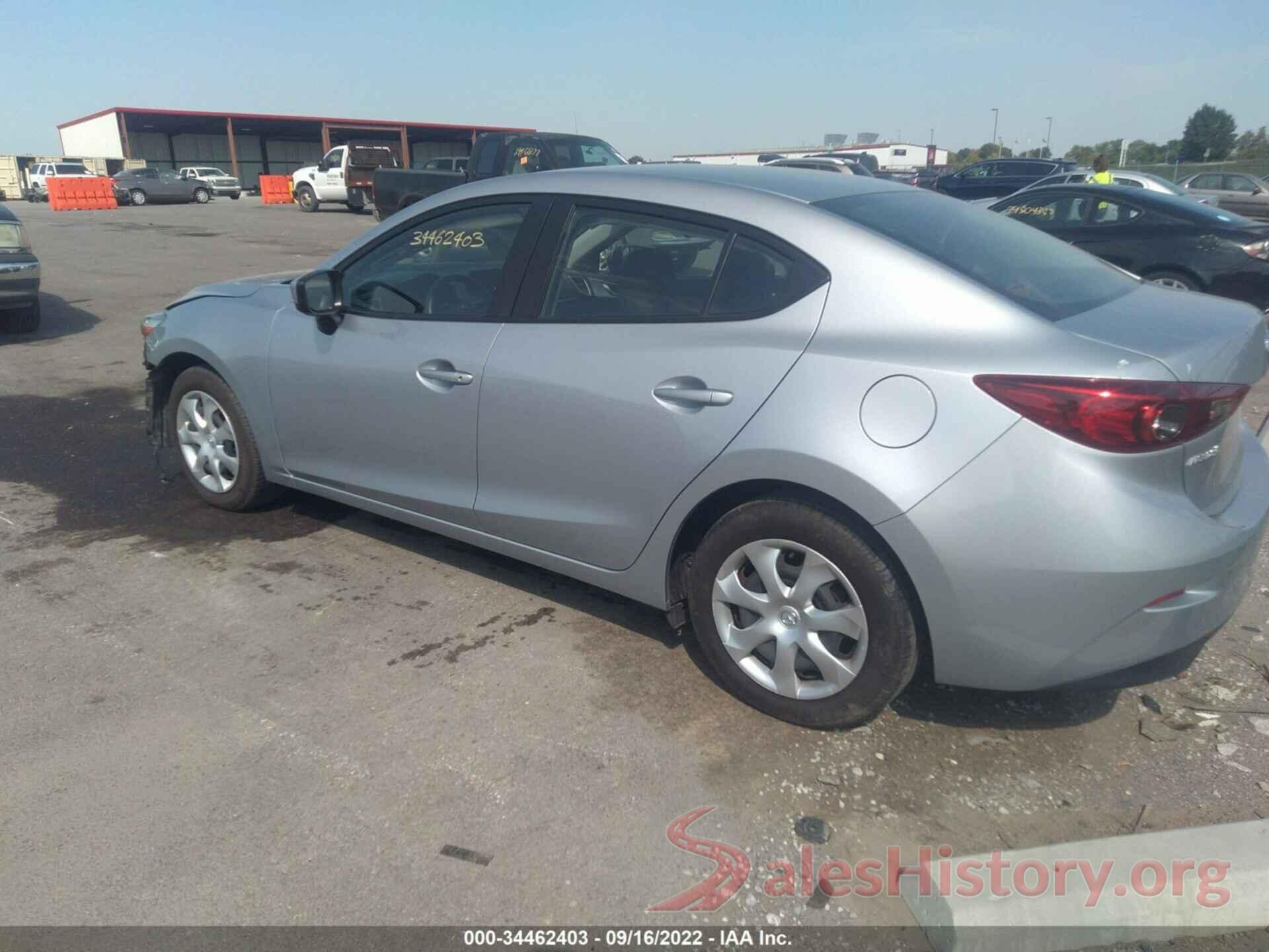 3MZBN1U71JM216992 2018 MAZDA MAZDA3 4-DOOR