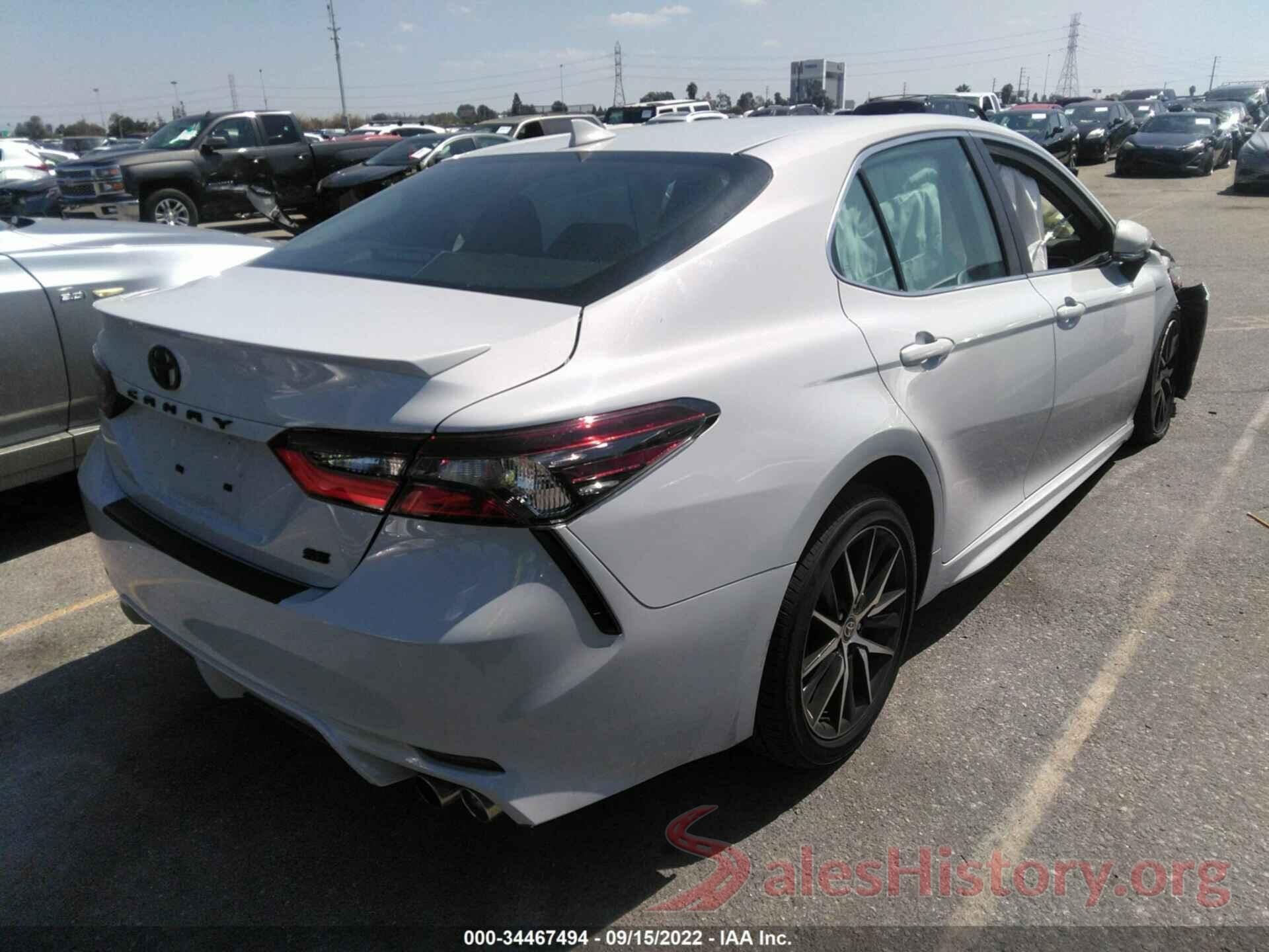 4T1G11AKXNU043113 2022 TOYOTA CAMRY