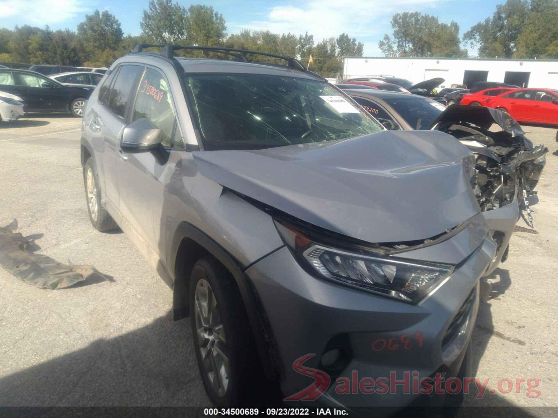 JTMA1RFV5KD013735 2019 TOYOTA RAV4