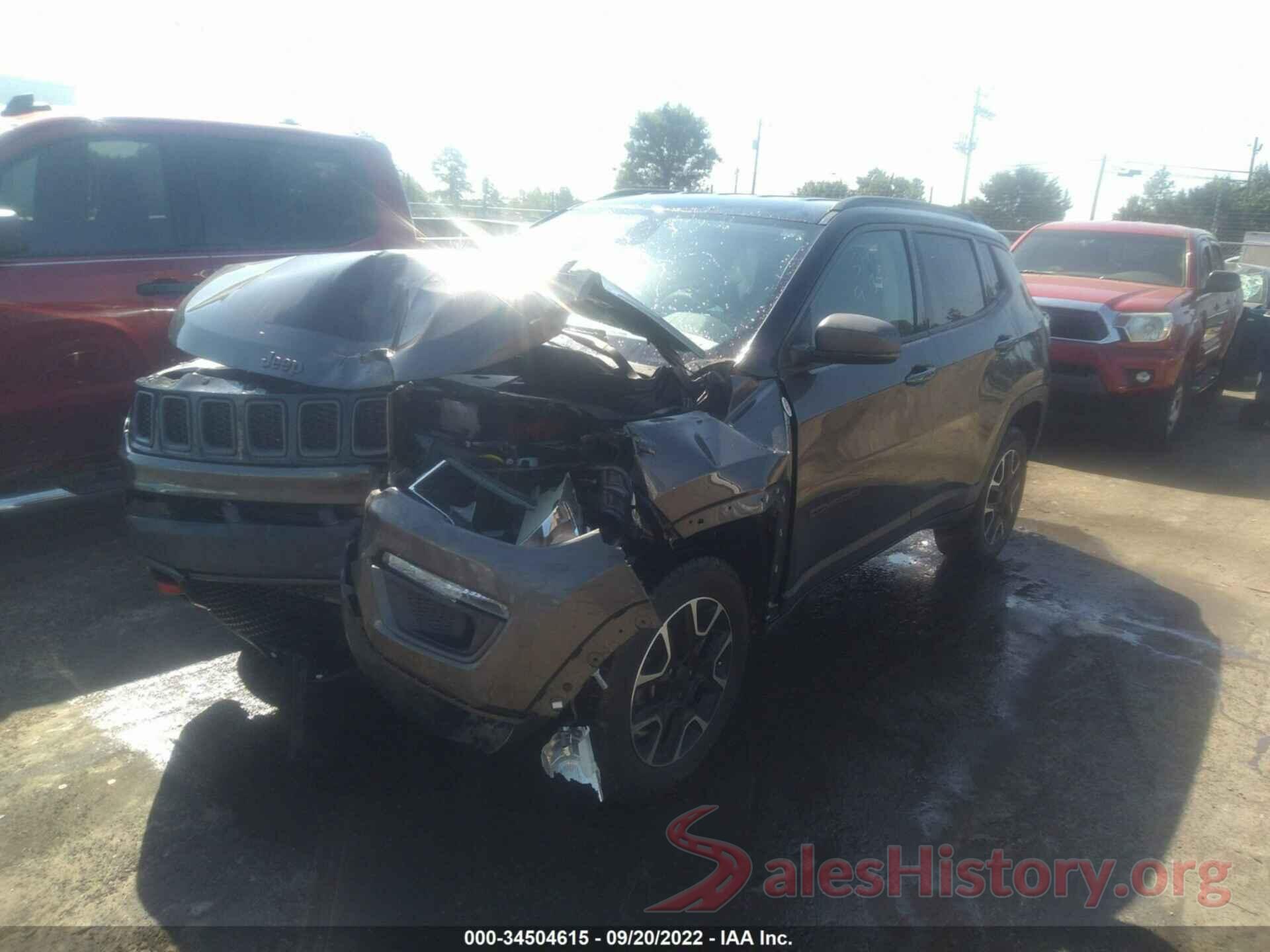 3C4NJDDB2LT166906 2020 JEEP COMPASS