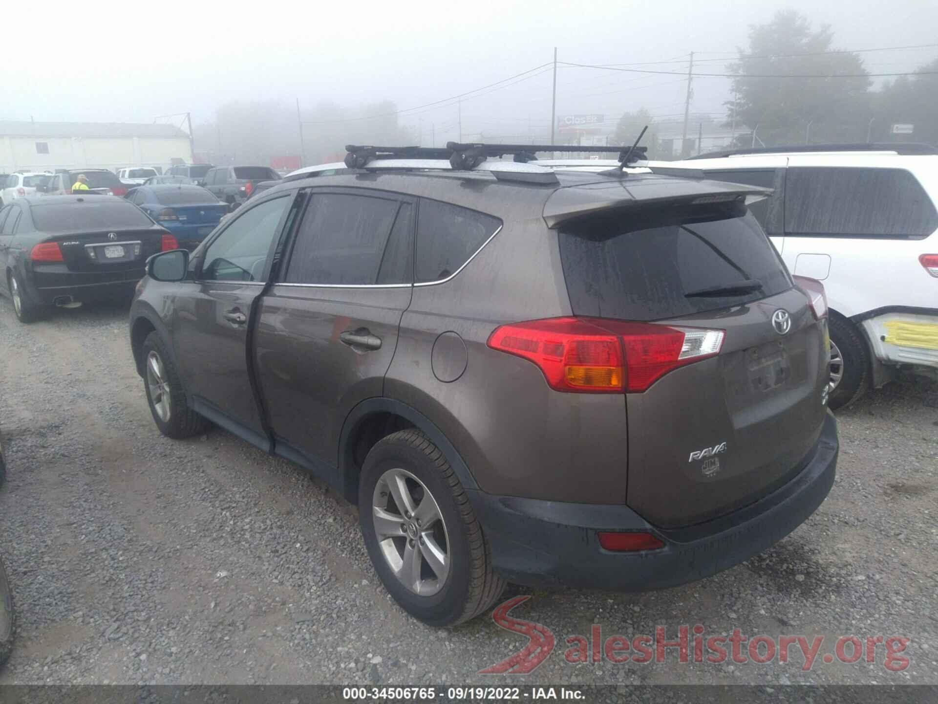 2T3RFREV4FW404194 2015 TOYOTA RAV4