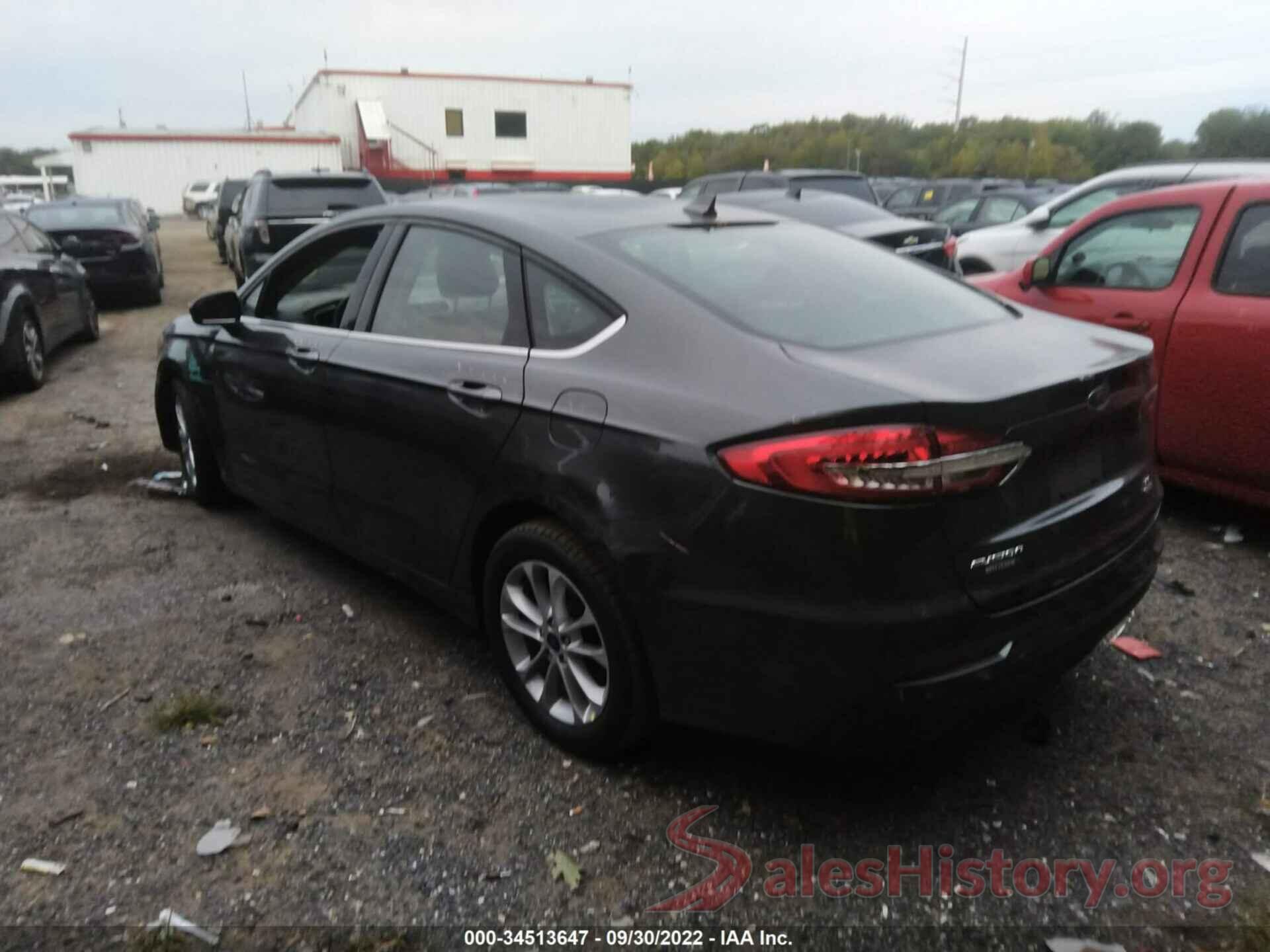 3FA6P0HD8LR252697 2020 FORD FUSION