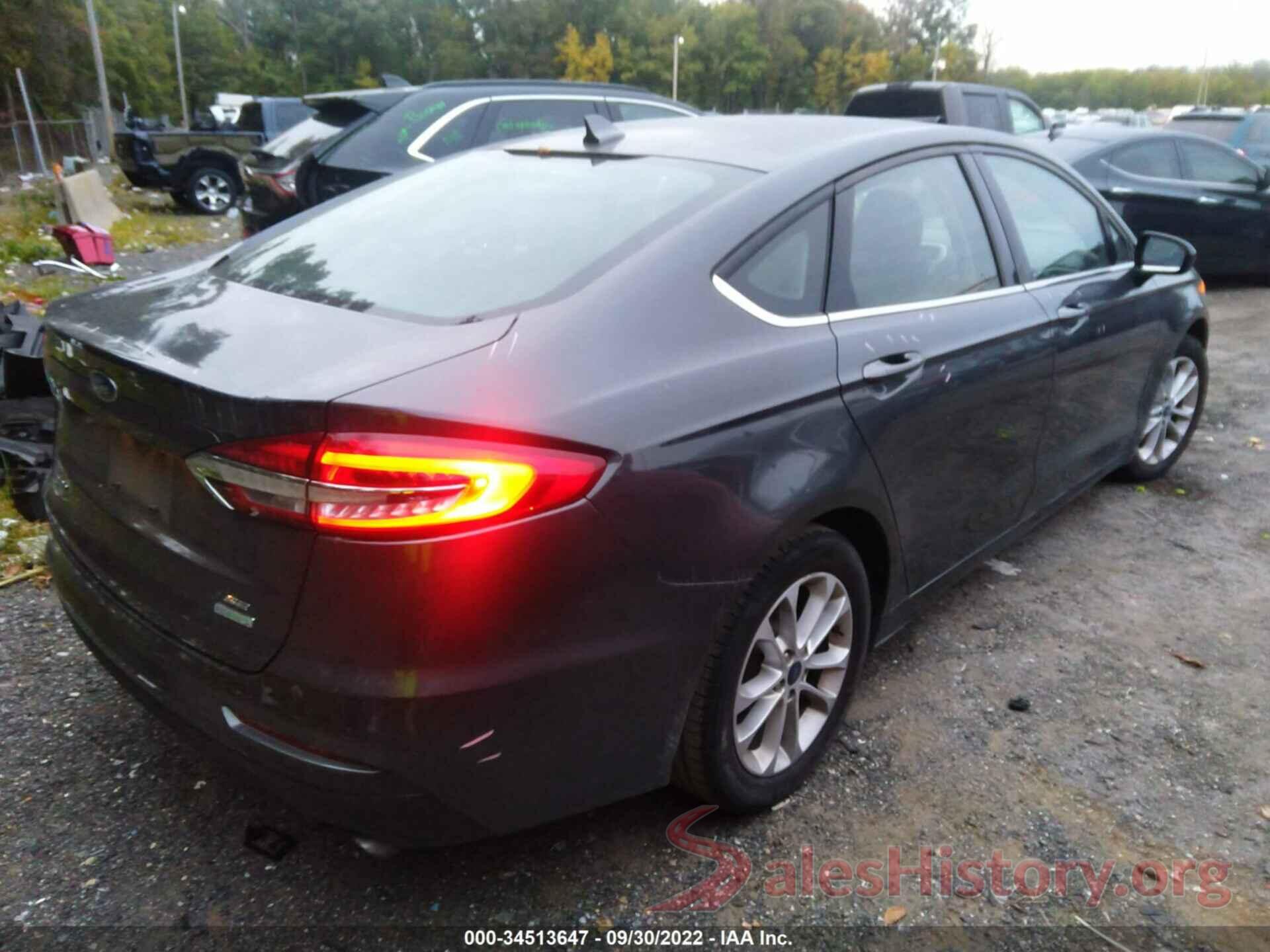 3FA6P0HD8LR252697 2020 FORD FUSION