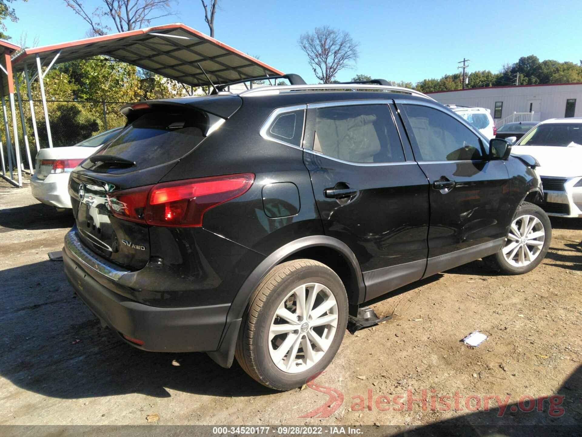 JN1BJ1CR8JW287420 2018 NISSAN ROGUE SPORT