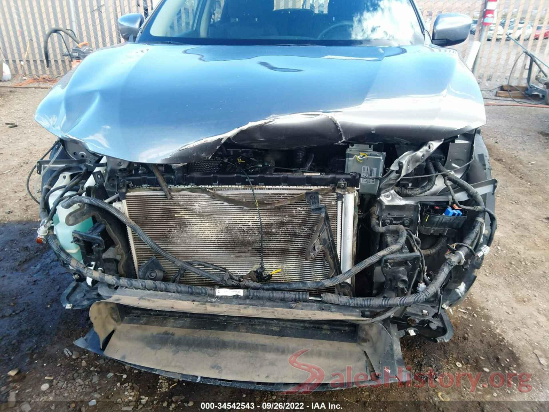 KNMAT2MV6HP568818 2017 NISSAN ROGUE