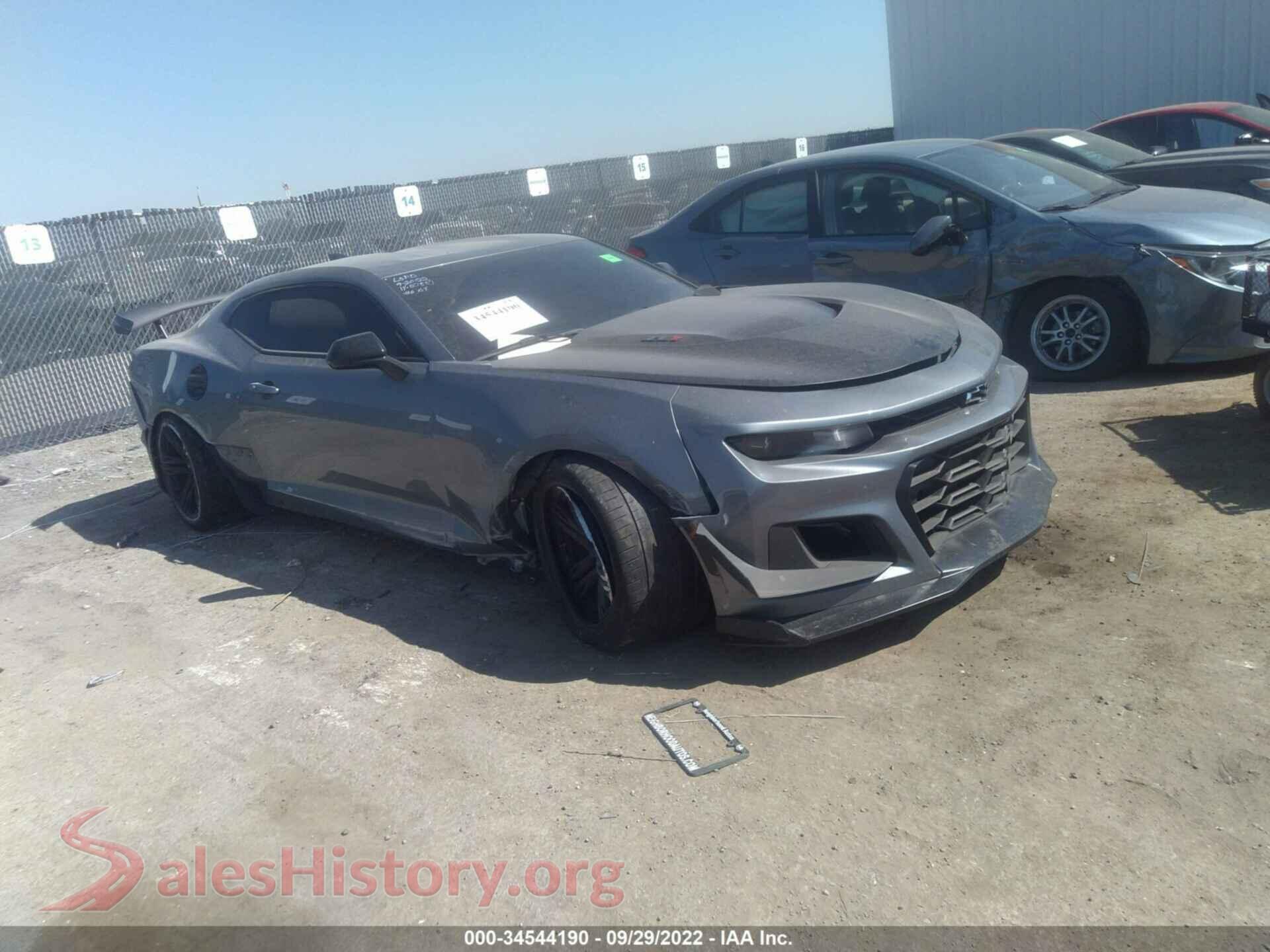 1G1FJ1R68K0113470 2019 CHEVROLET CAMARO