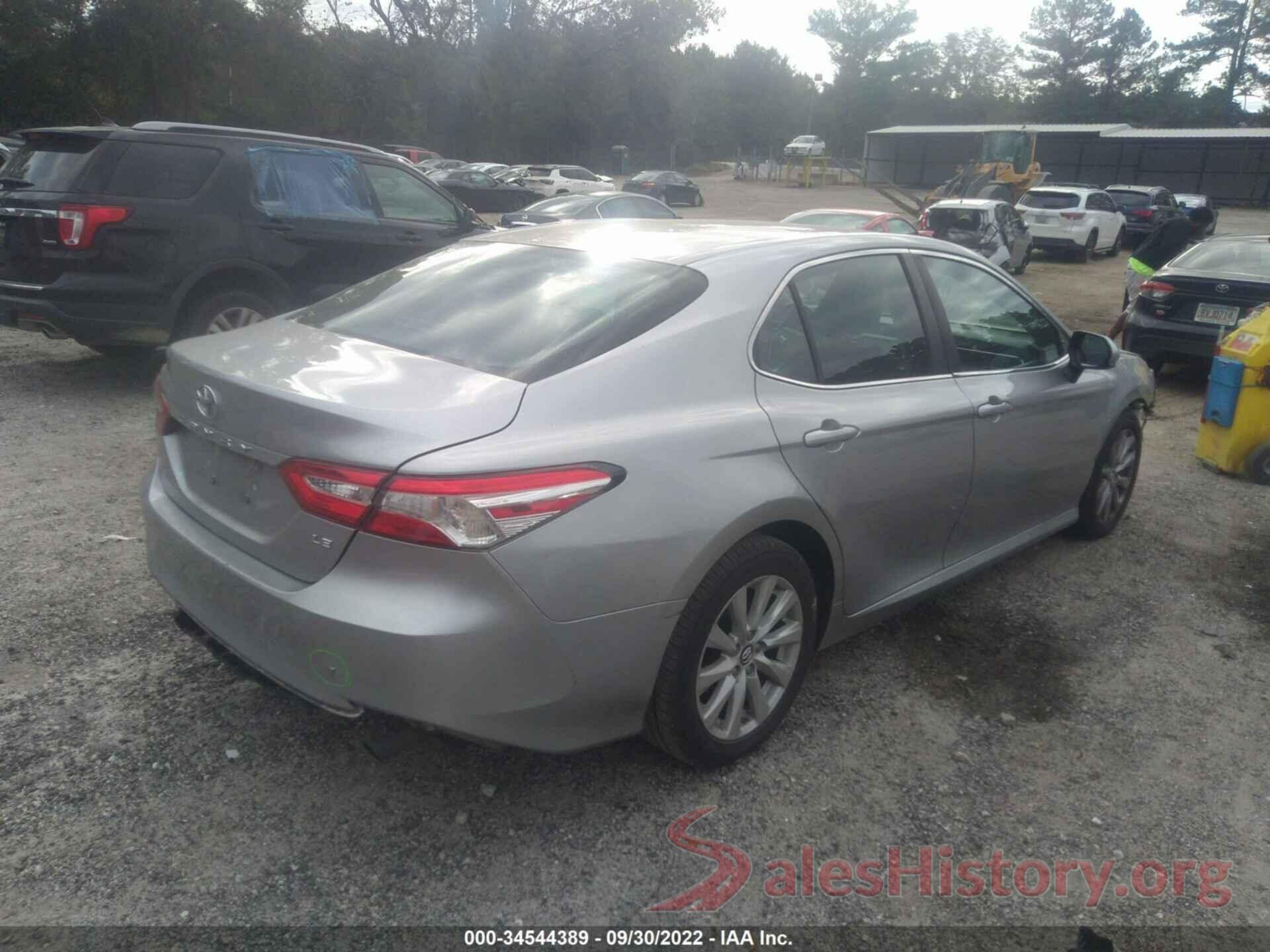 4T1B11HK8JU069638 2018 TOYOTA CAMRY